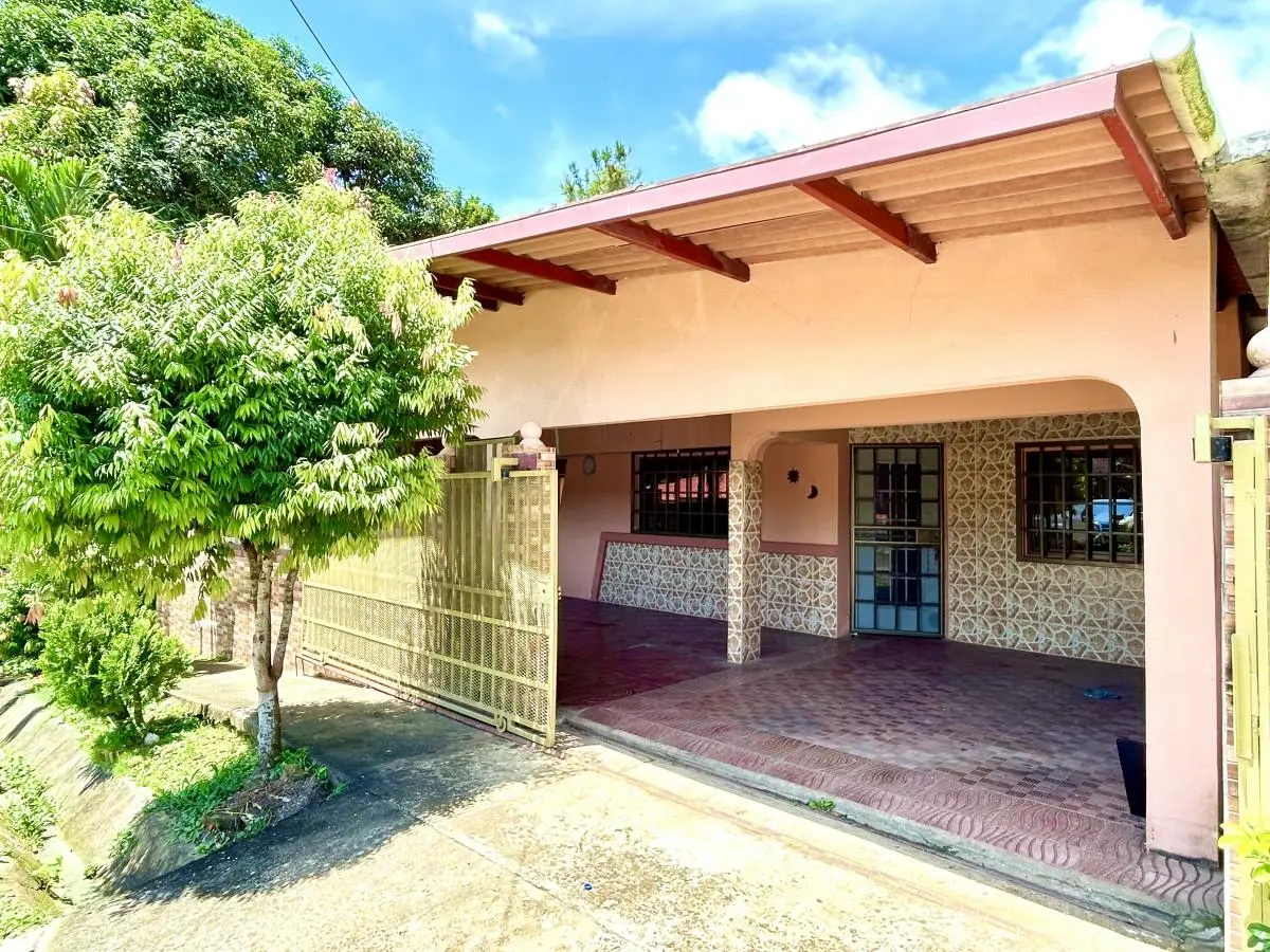 Lomas De Mastranto, Barrio Colon, La Chorrera #no. L-26 - Photo 5