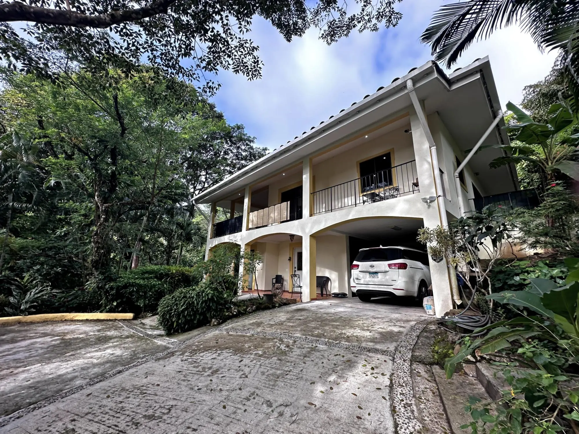 152 paseo florencia #152