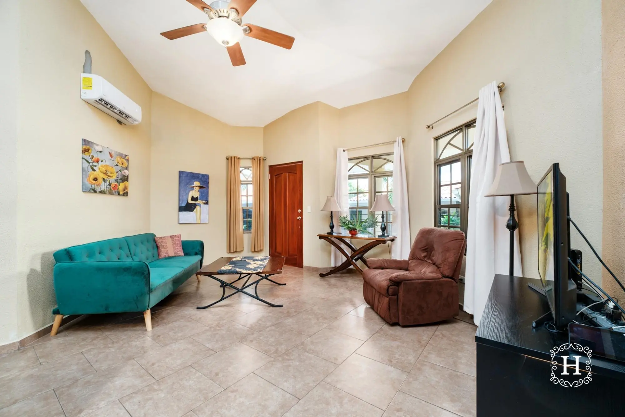 Avenue Morazan #19 - Photo 4