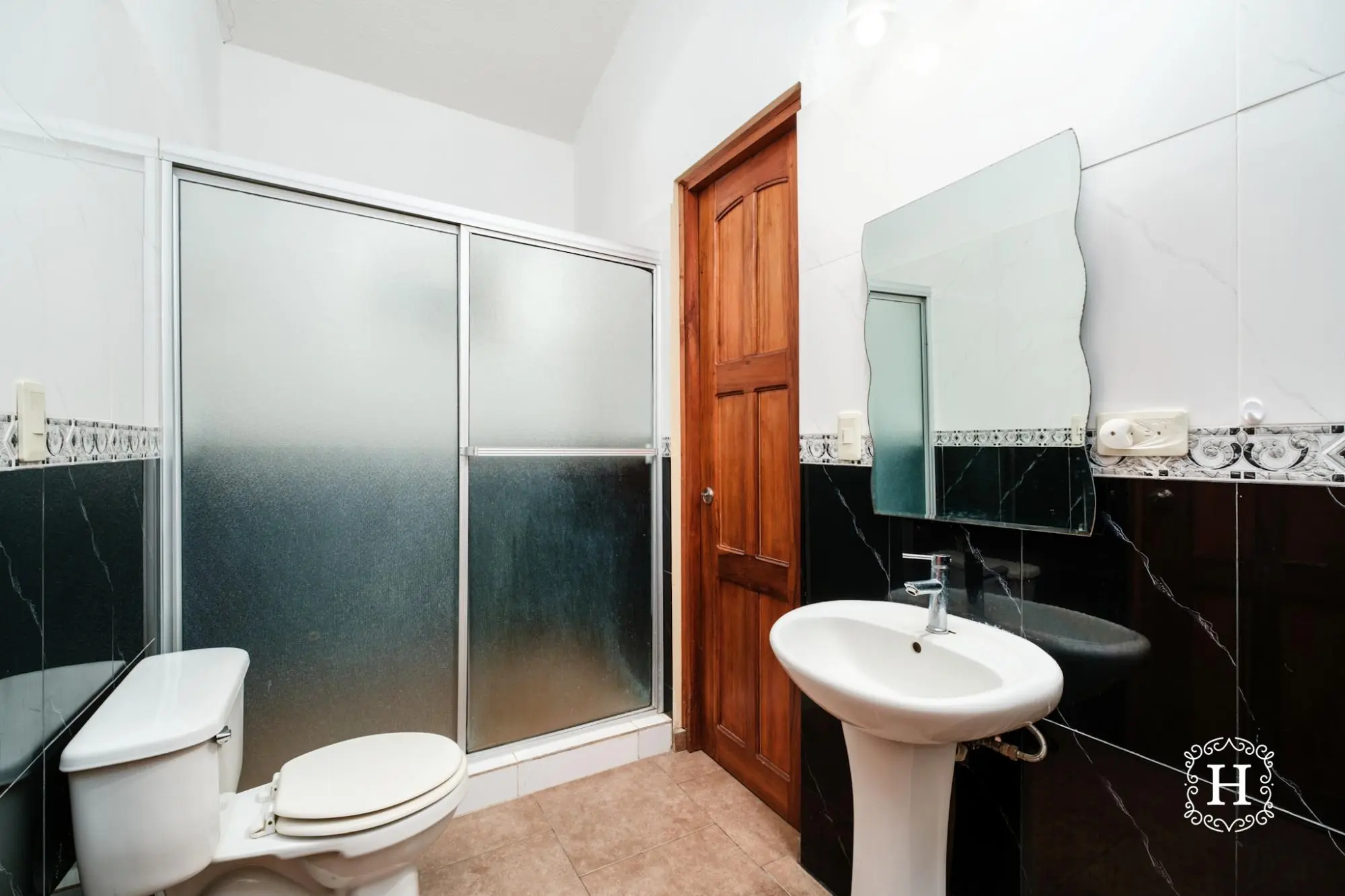 Avenue Morazan #19 - Photo 12