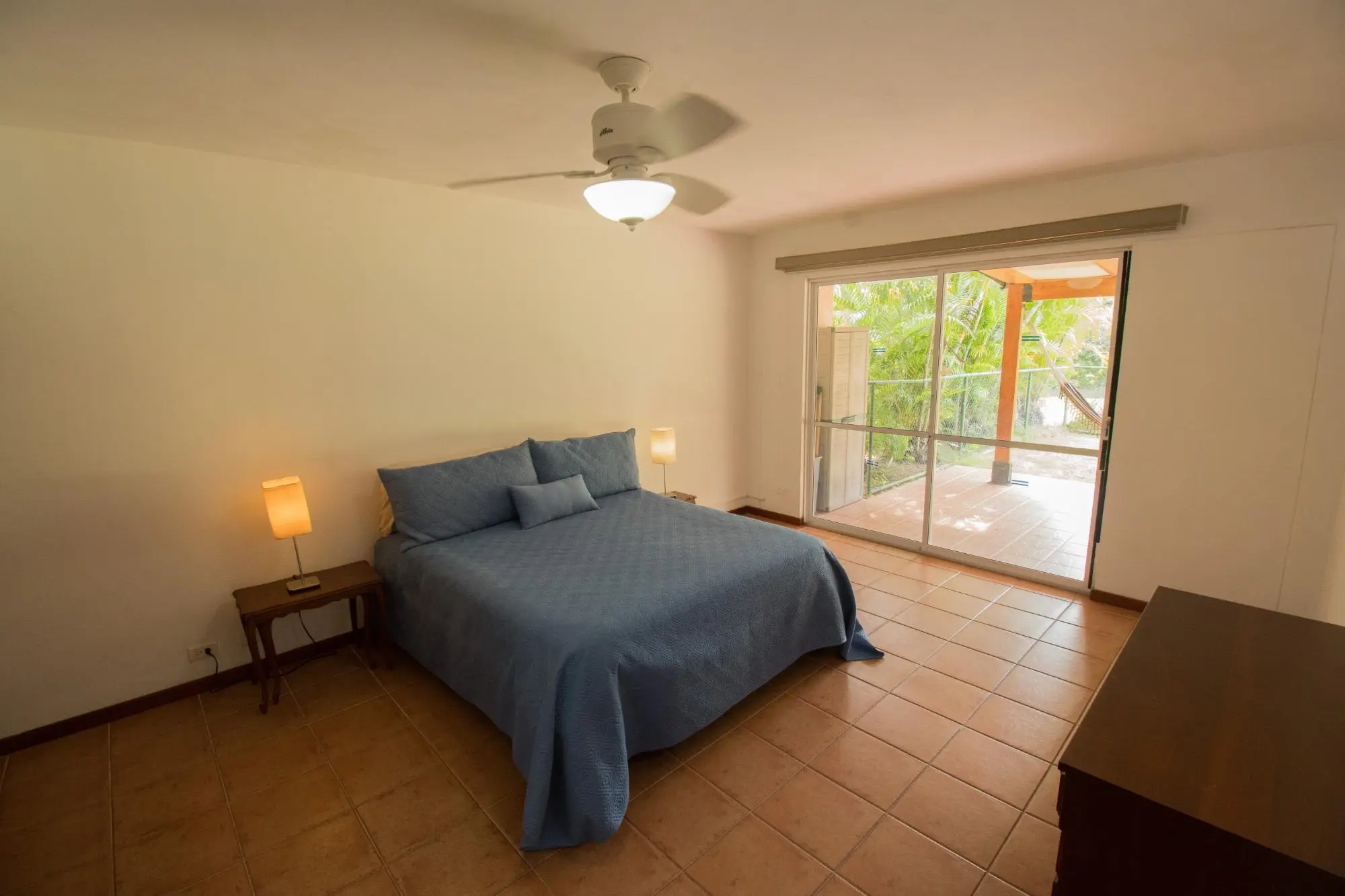 Raqueta 3 - Photo 31