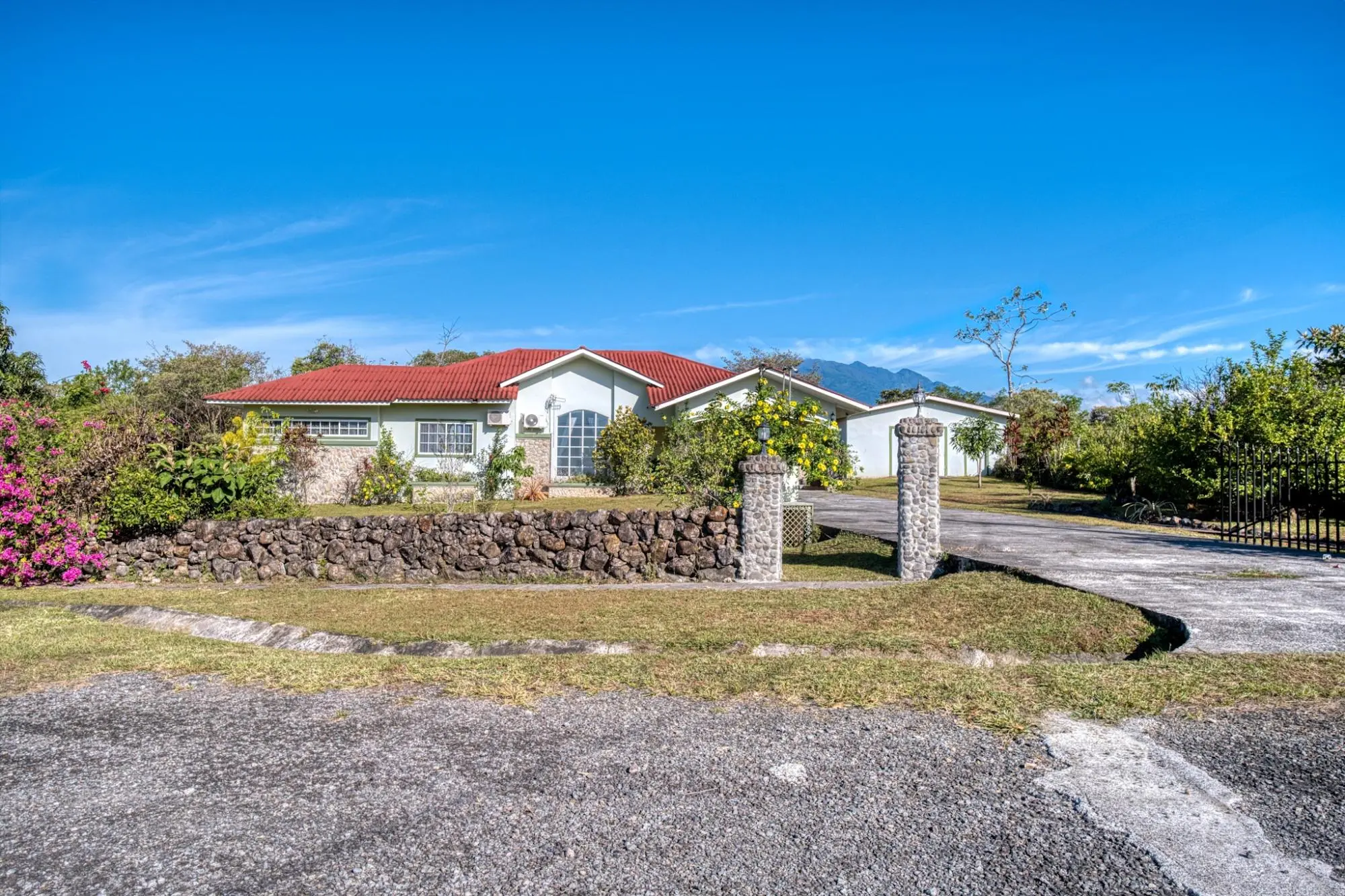 14 14 Emerald Drive - Photo 9