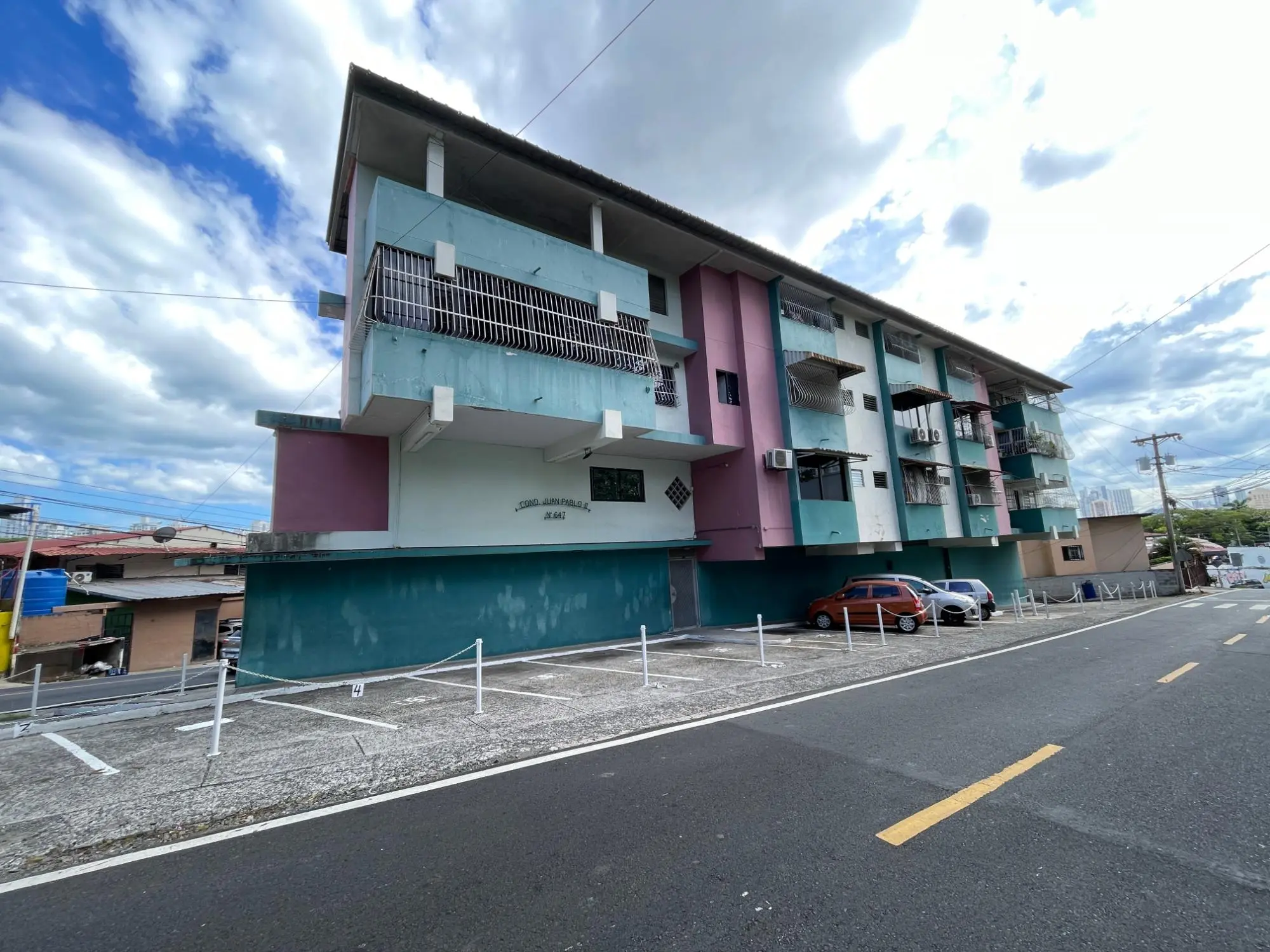 Edificio Juan Pablo Ii, Carrasquilla (calle 65c) #2 - Photo 2