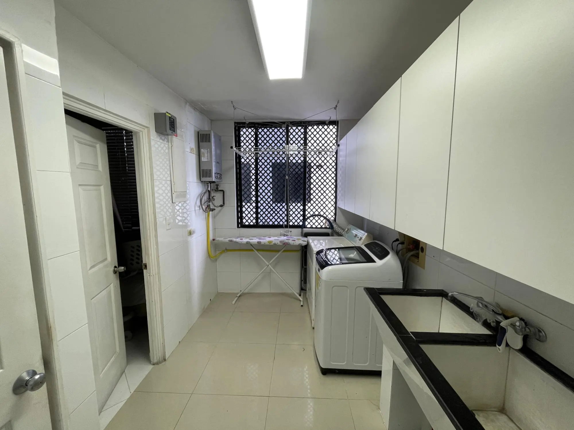 Condesa Del Mar Remodelado Y Amoblado (avenida Balboa) #29 - Photo 35