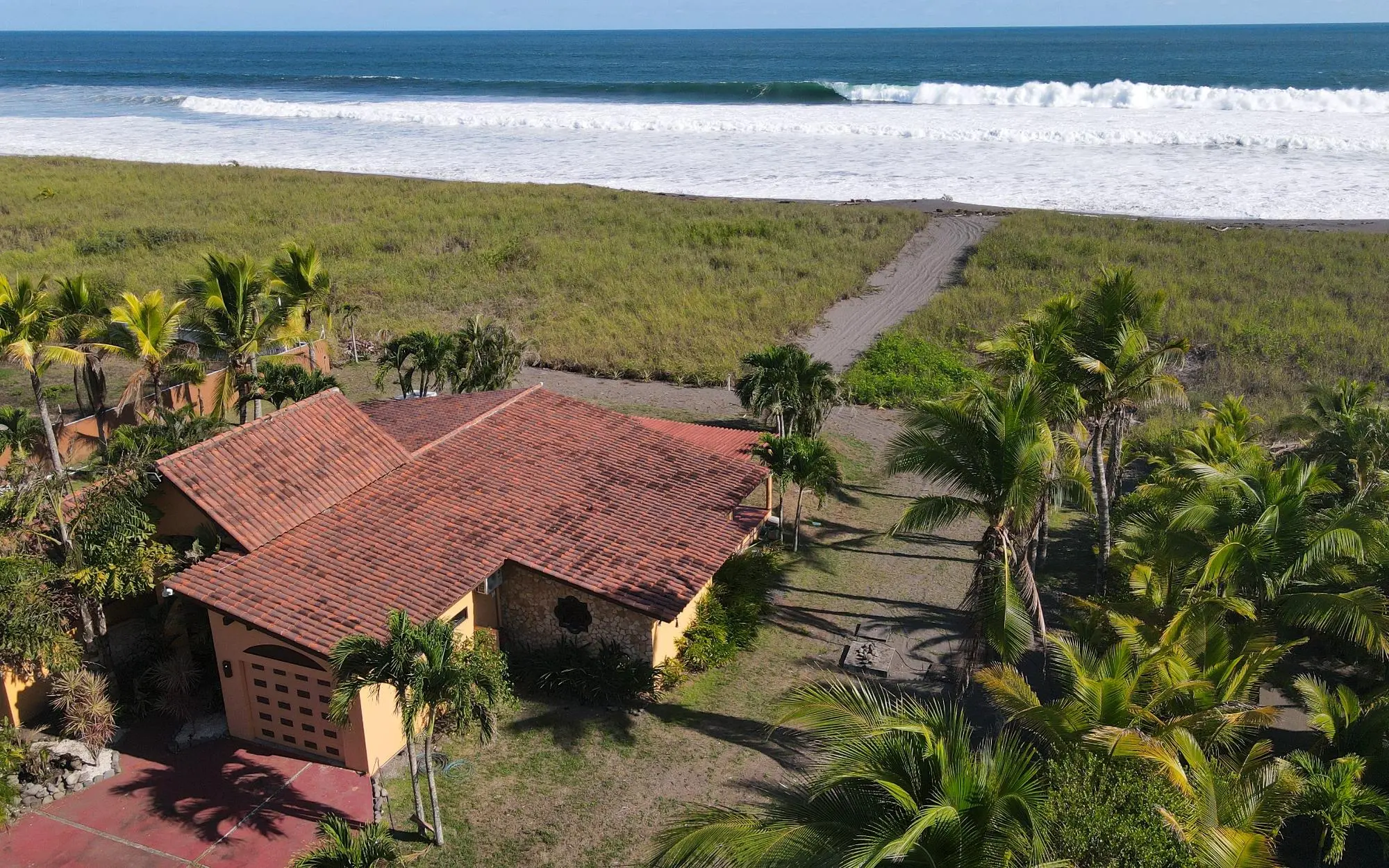 Las Villas , Barqueta Beach House - Photo 2