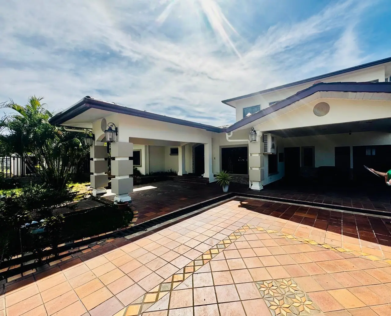 La Riviera, Calle A David - Photo 4