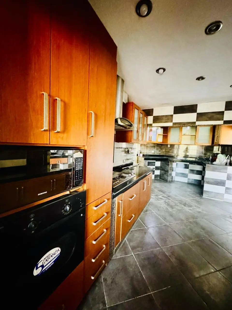 La Riviera, Calle A David - Photo 5