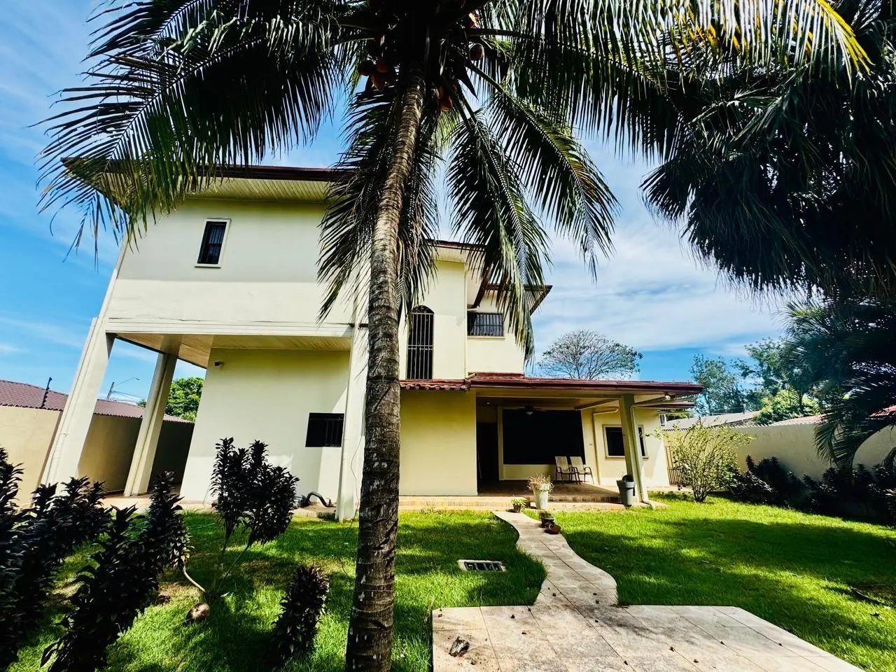 La Riviera, Calle A David - Photo 3