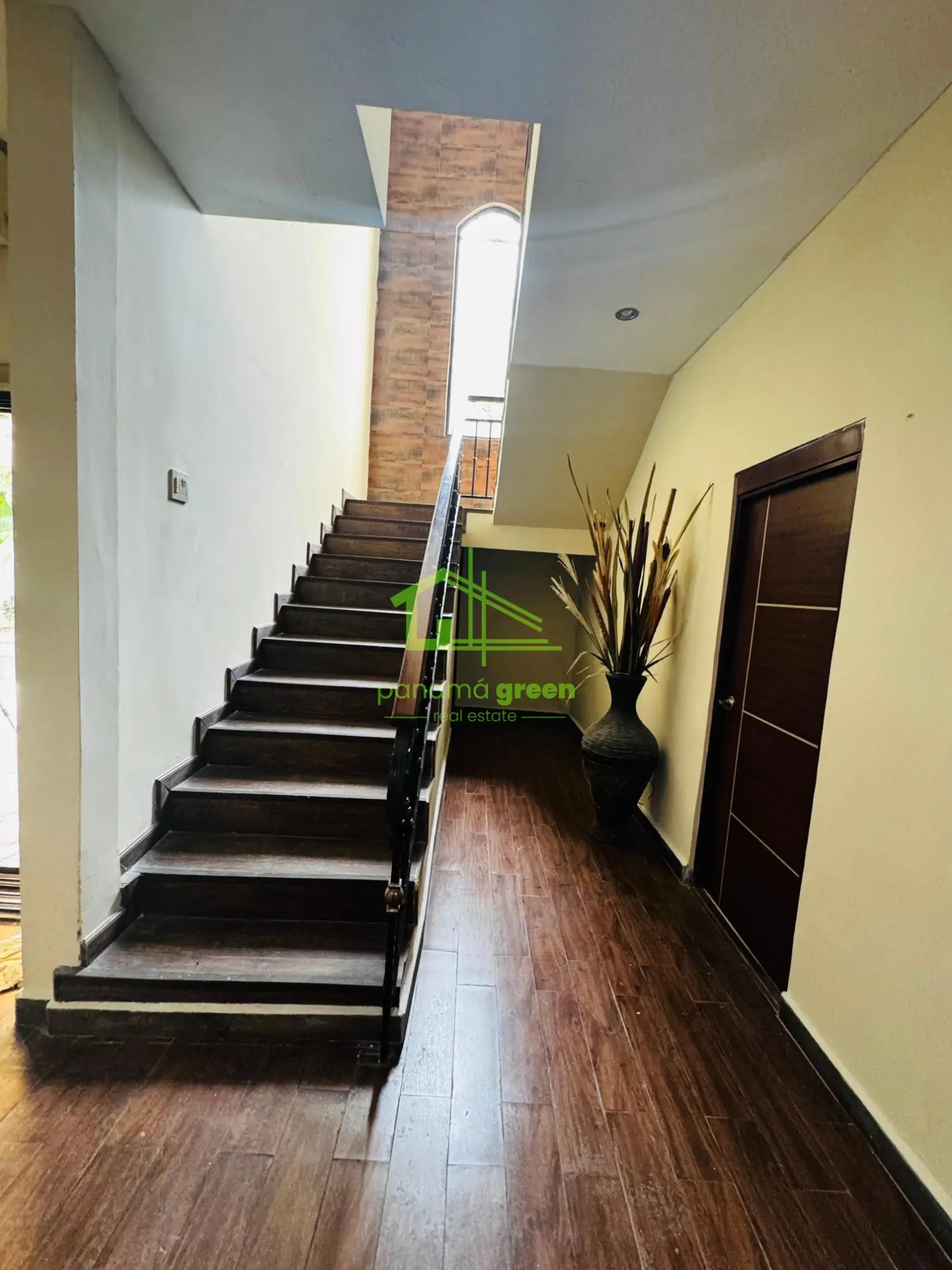 La Riviera, Calle A David - Photo 21