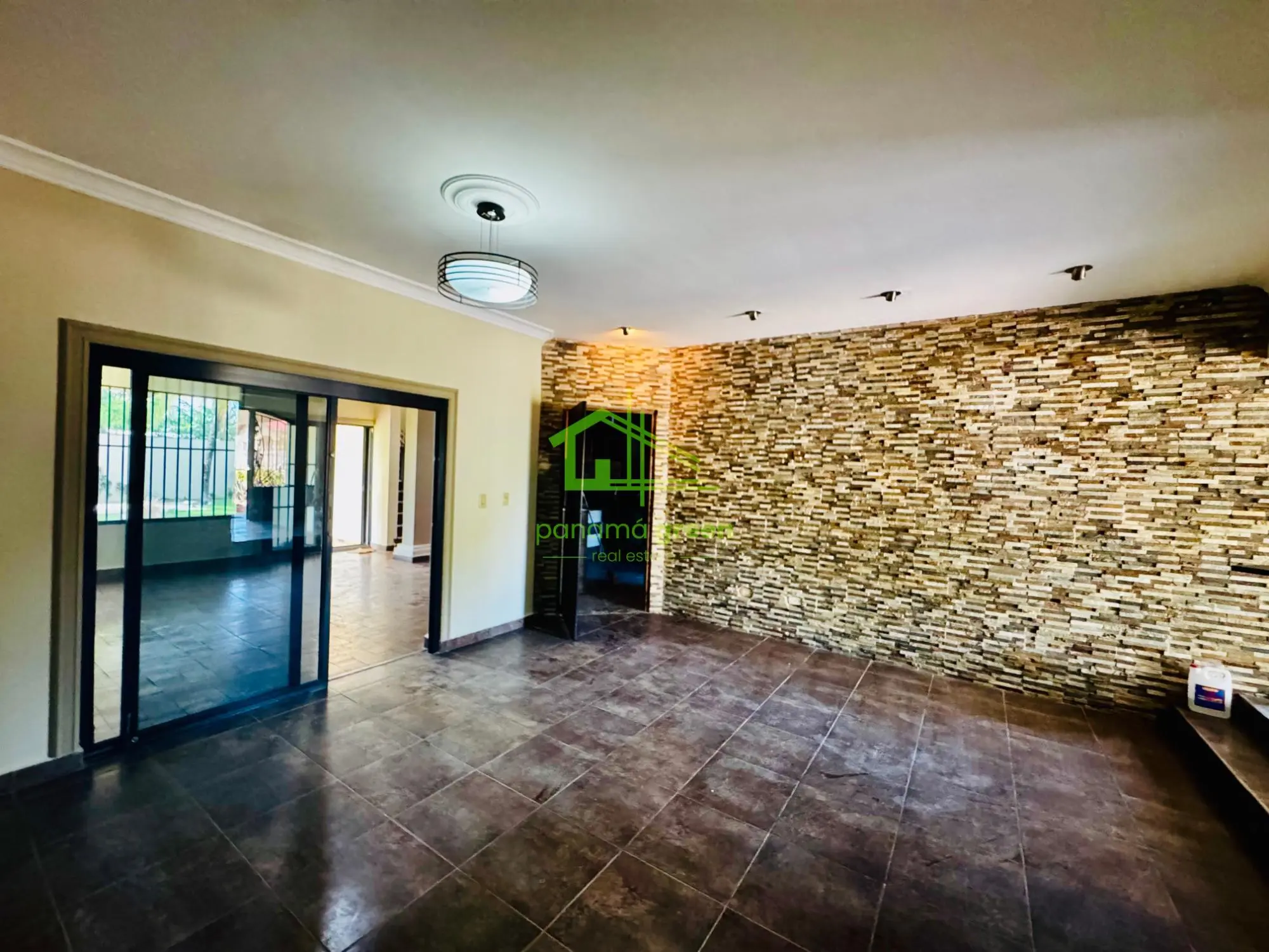 La Riviera, Calle A David - Photo 17