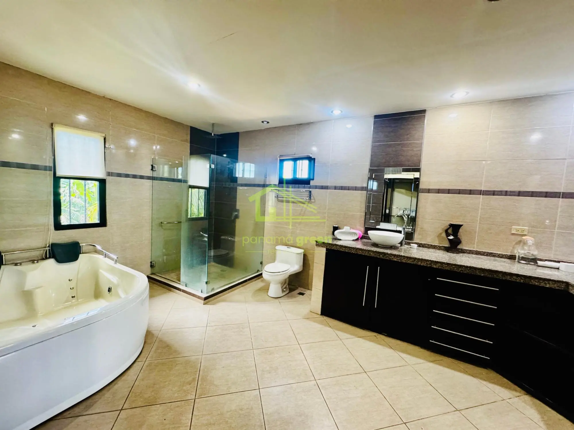 La Riviera, Calle A David - Photo 9