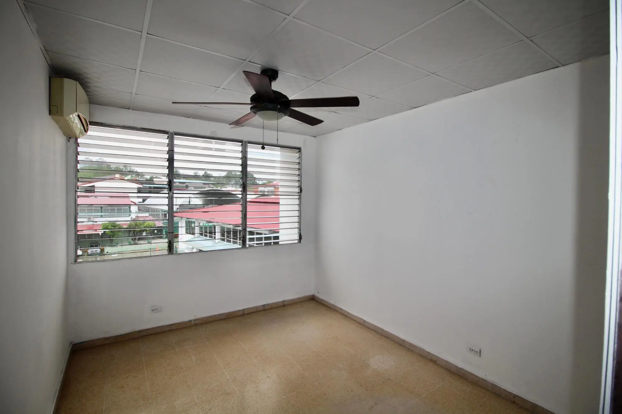 Via España, Pueblo Nuevo #4 - Photo 1