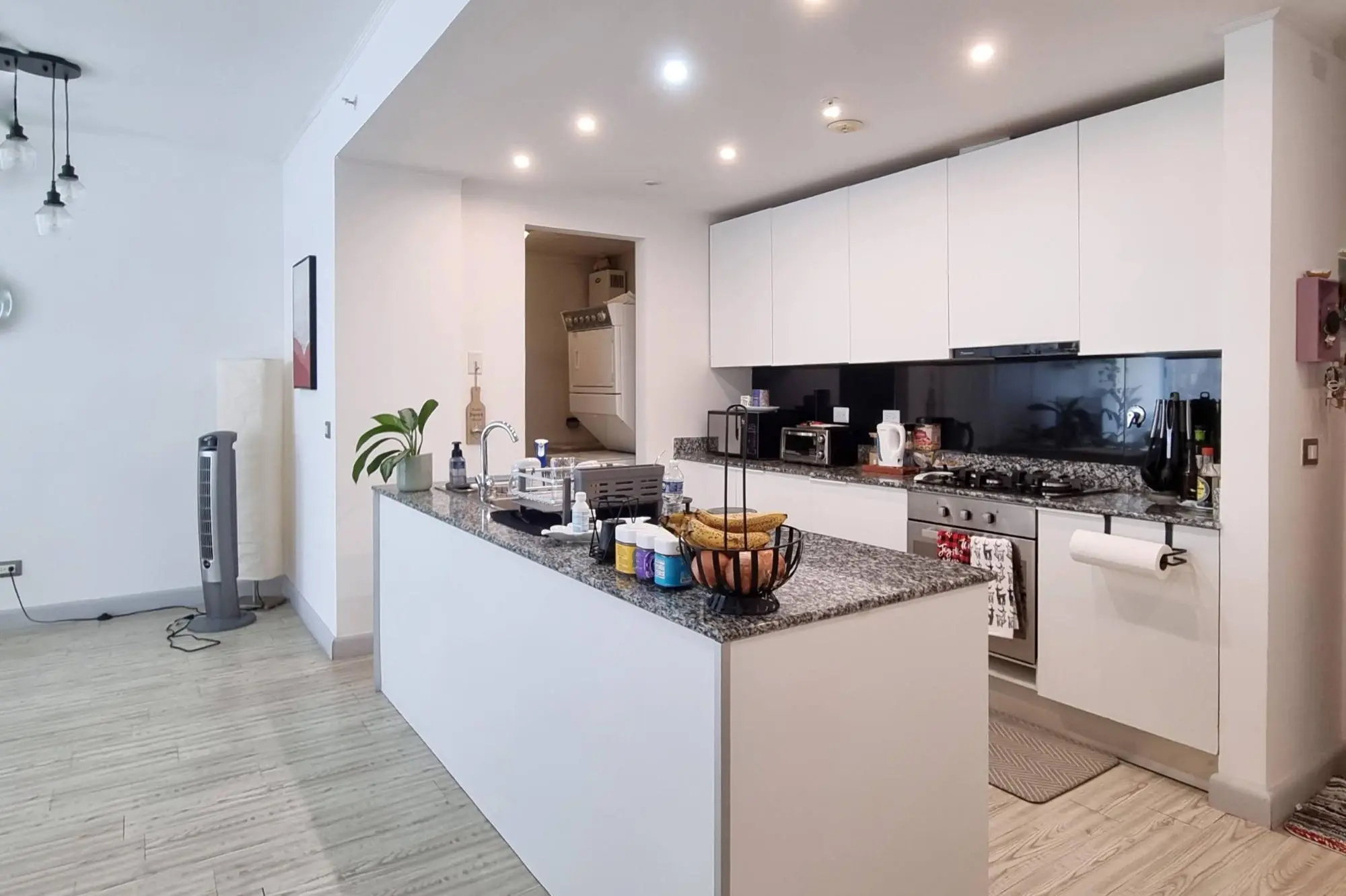 Calle 76 Este #10b - Photo 4