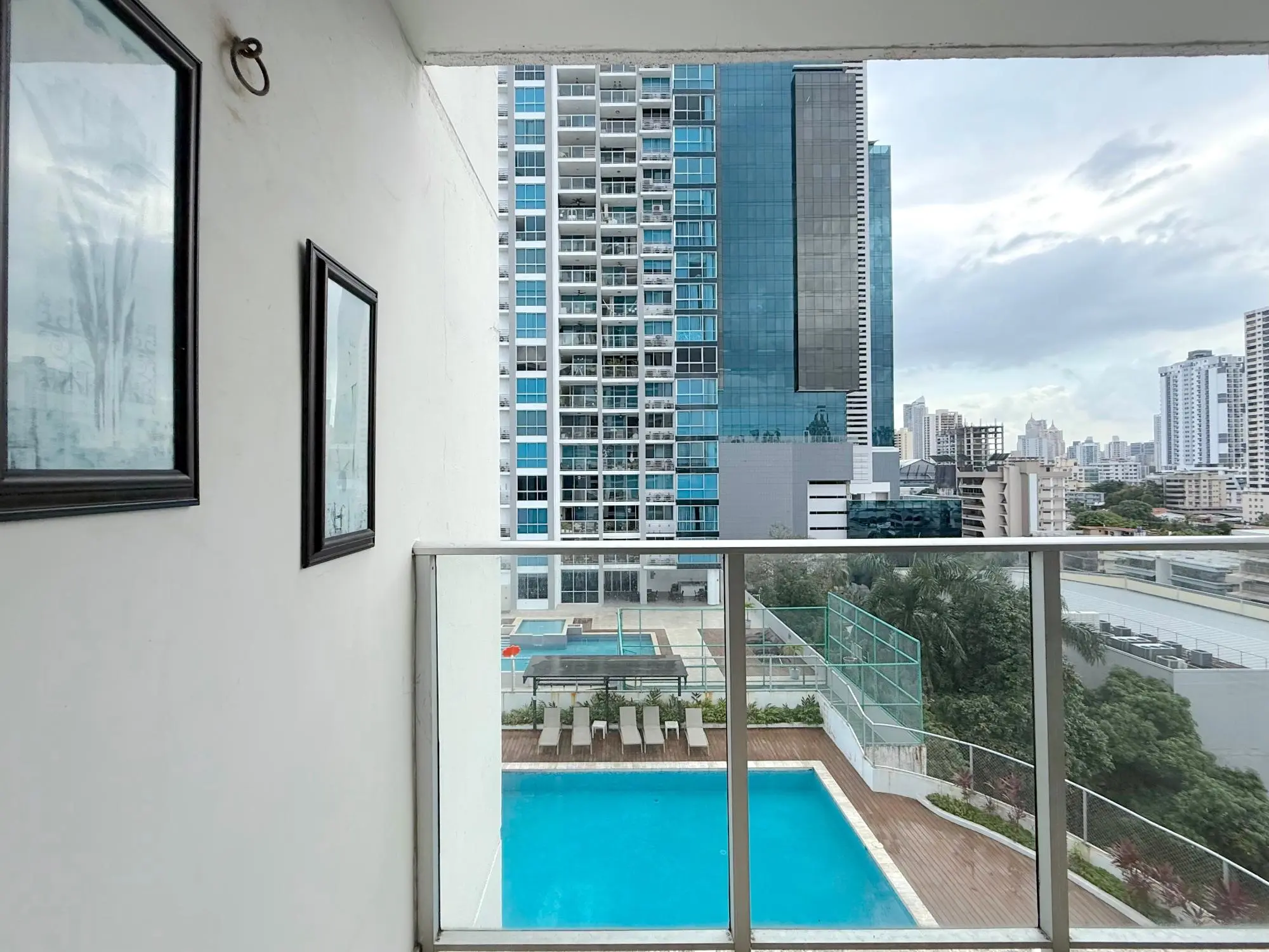 Metric #8d - Photo 98