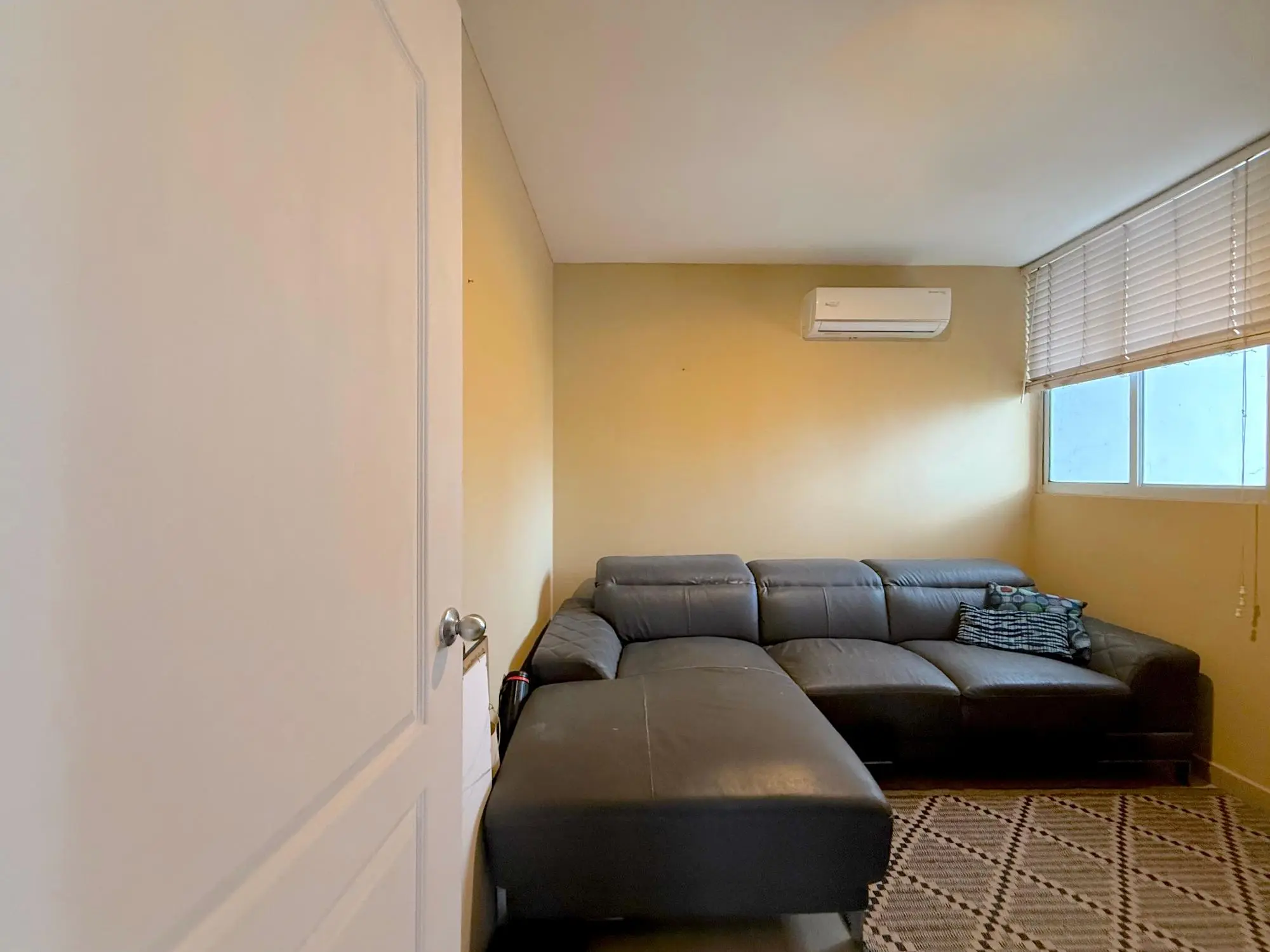 Metric #8d - Photo 82