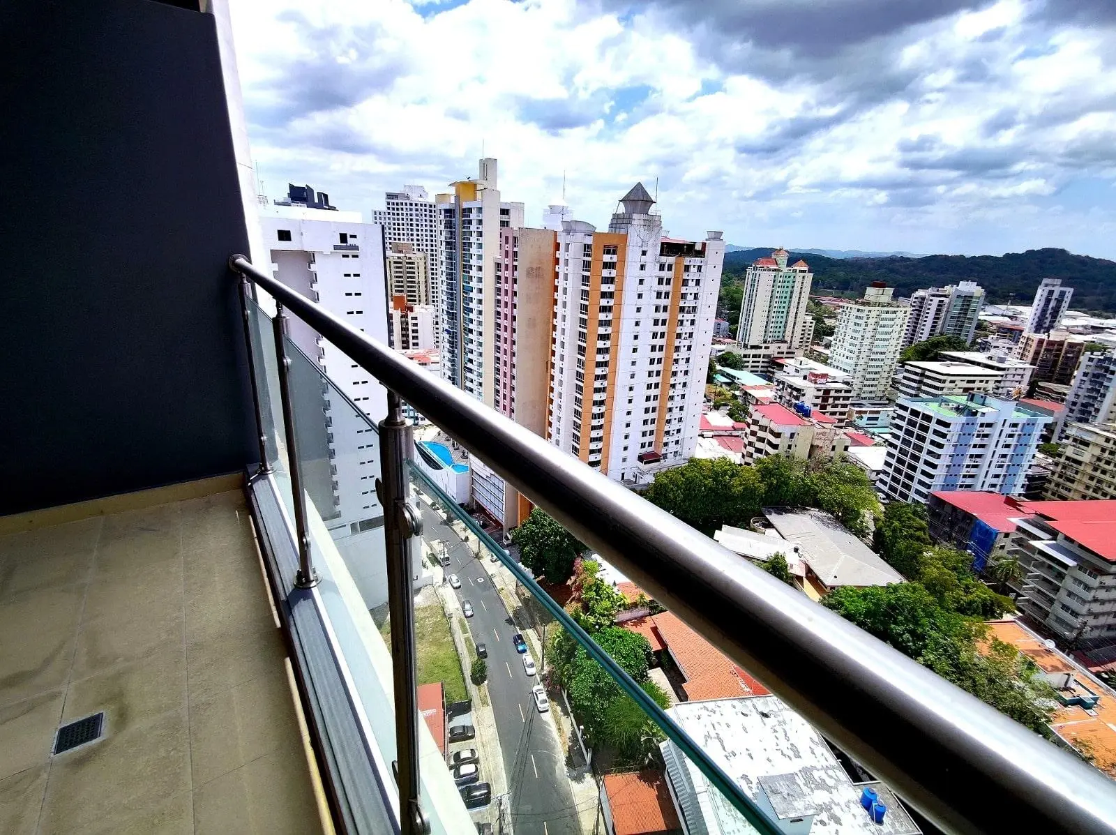 Calle Eric Del Valle #21b - Photo 16