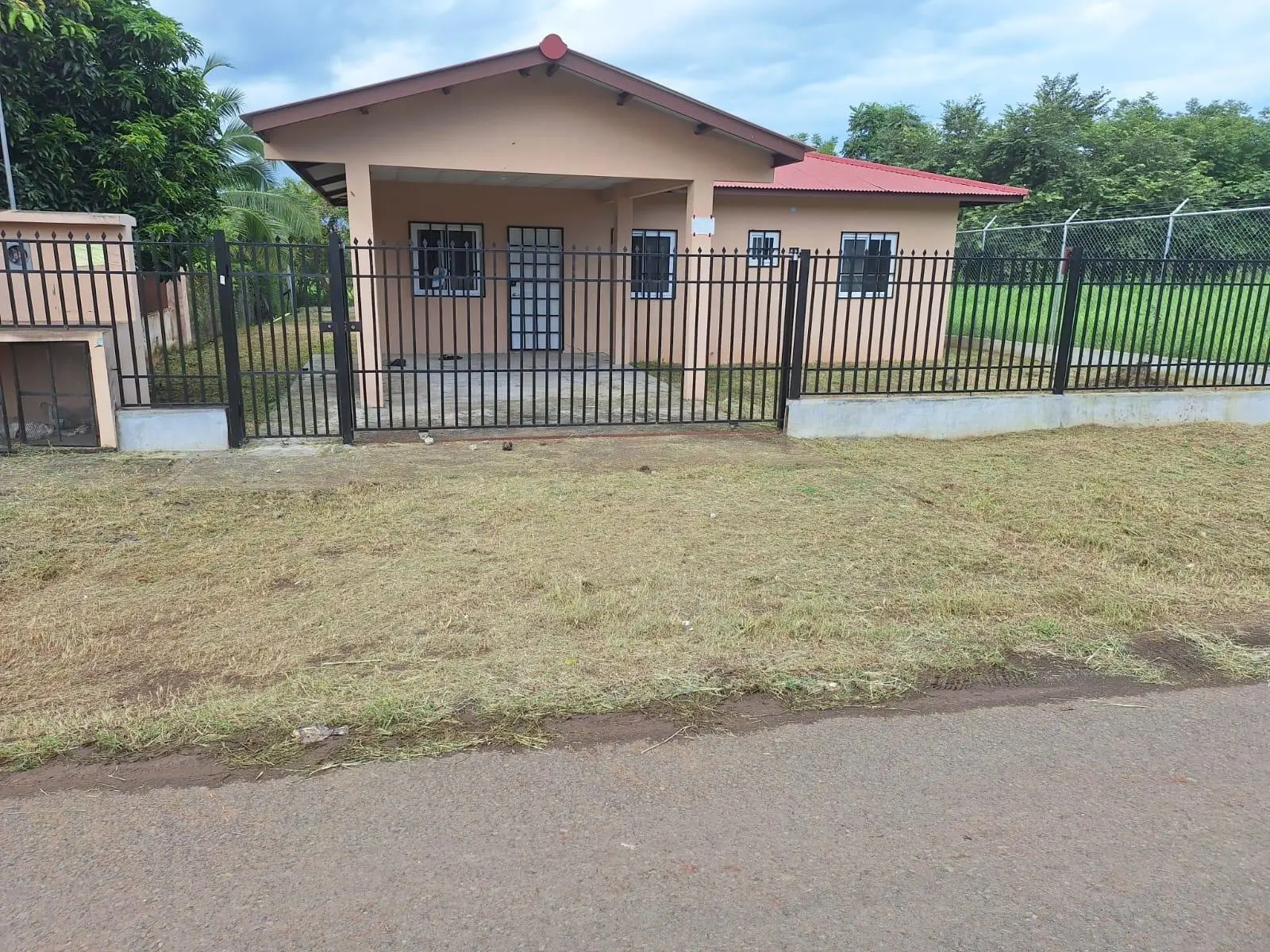 el manantial, las tablas