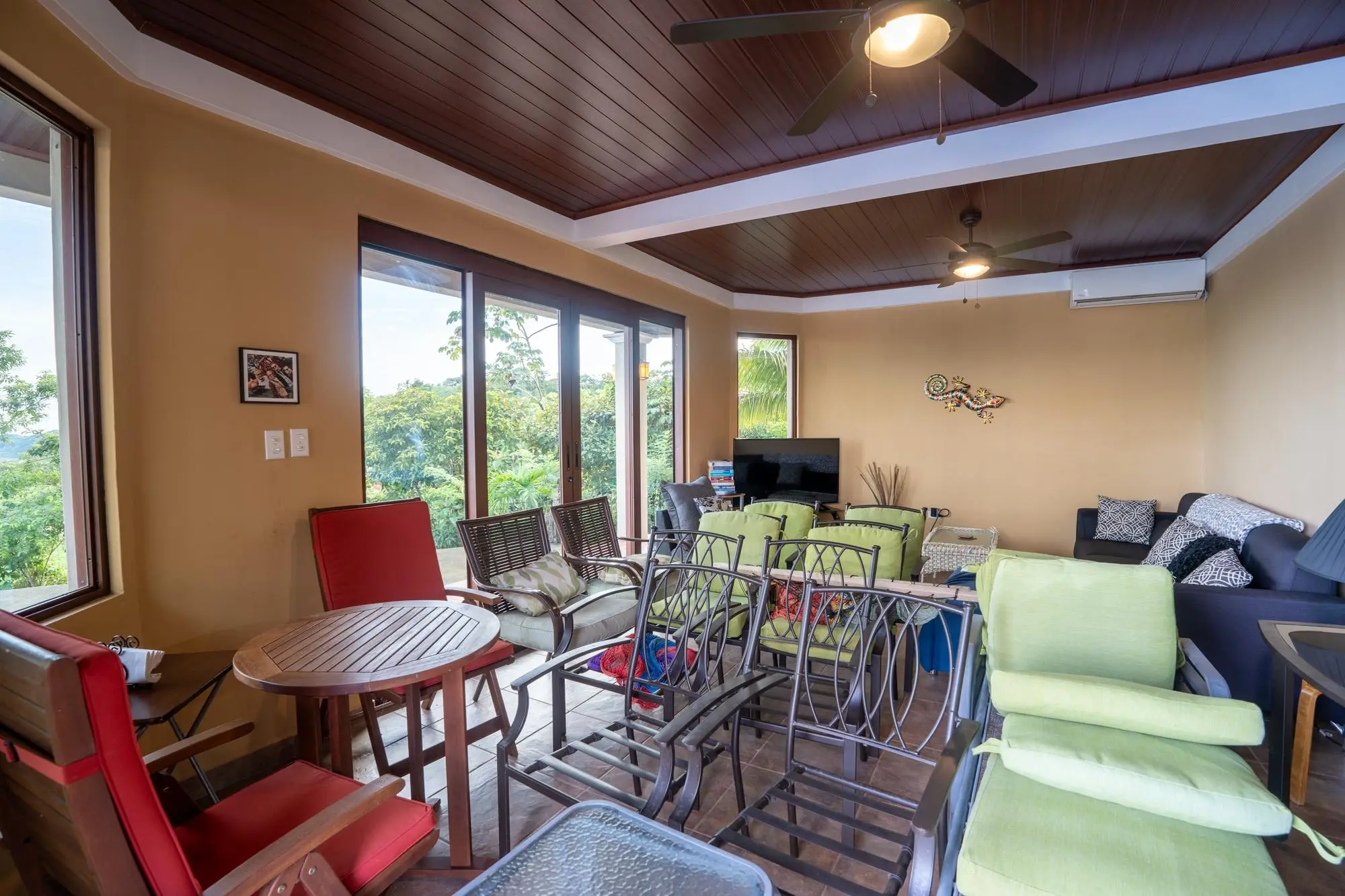 Torio Veraguas Panama - Photo 140