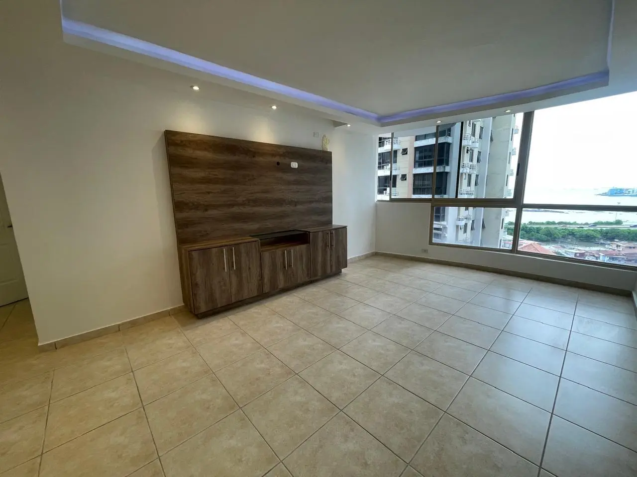 San Francisco Bay Torre 100 (san Francisco, Calle 78 Sur) #10b - Photo 3