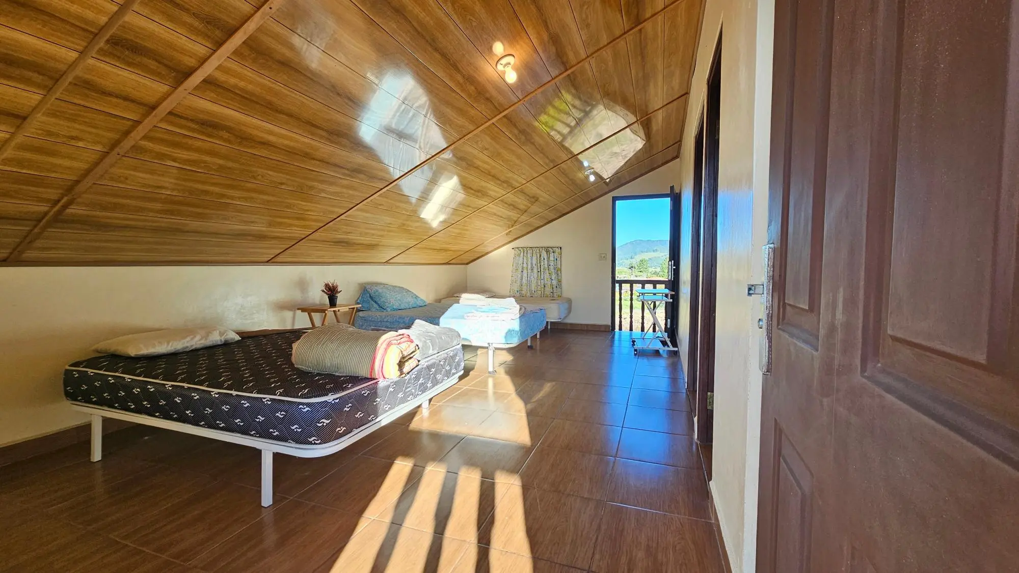 Volcán, Tierras Altas, Vía Del Estudiante. - Photo 13