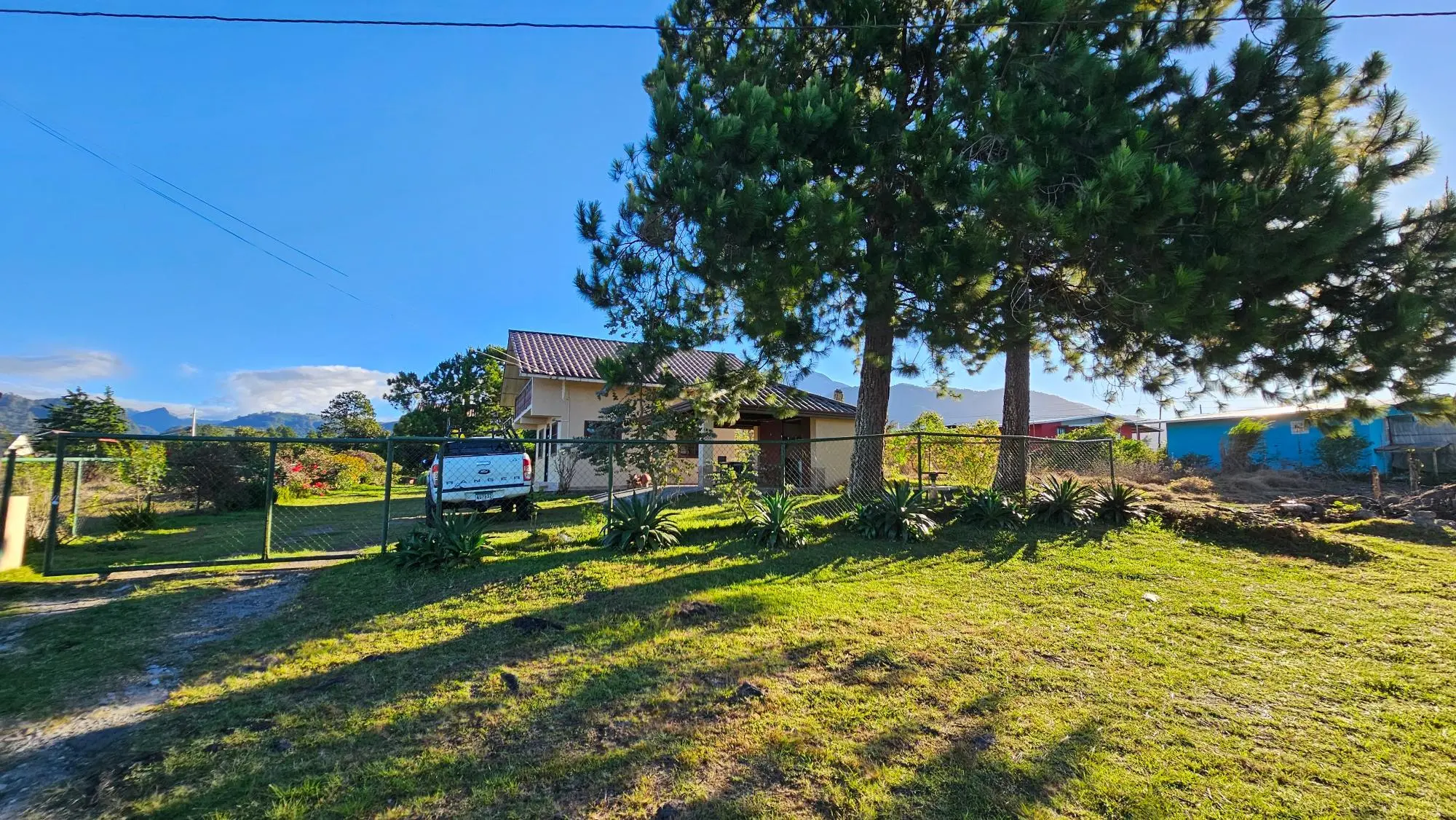 Volcán, Tierras Altas, Vía Del Estudiante. - Photo 5
