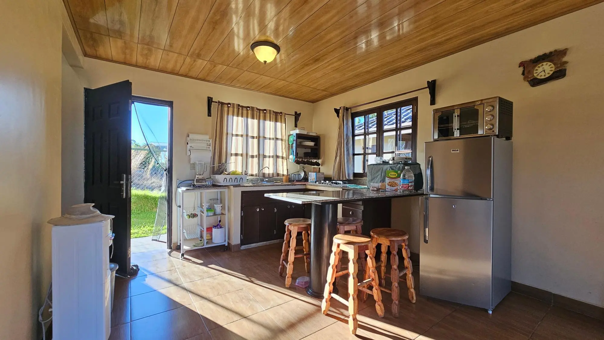 Volcán, Tierras Altas, Vía Del Estudiante. - Photo 8