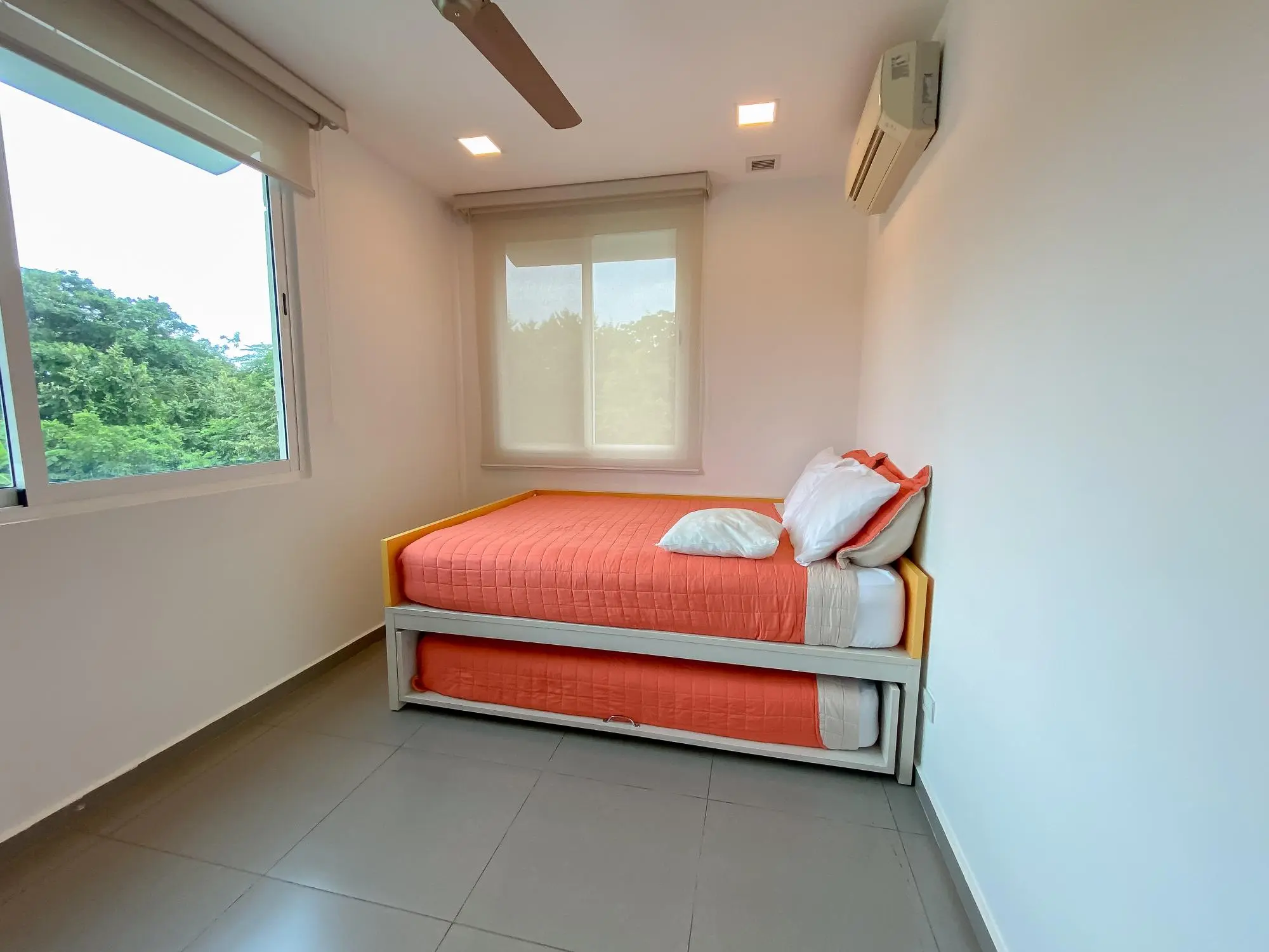 Res. Costa Esmeralda, San Carlos,pmá Oeste ##192-a - Photo 32