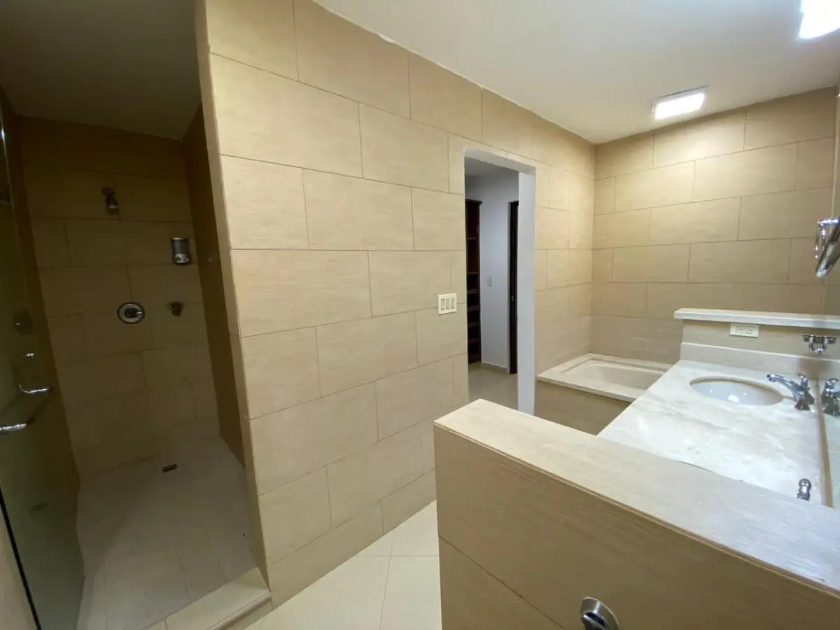 Embassy Club Courtyard #2-2h - Photo 12