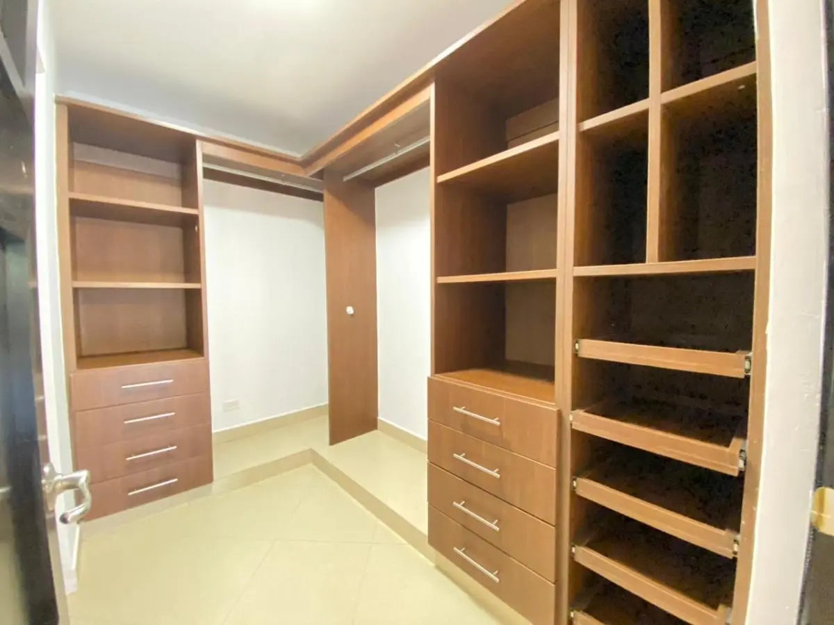 Embassy Club Courtyard #2-2h - Photo 13