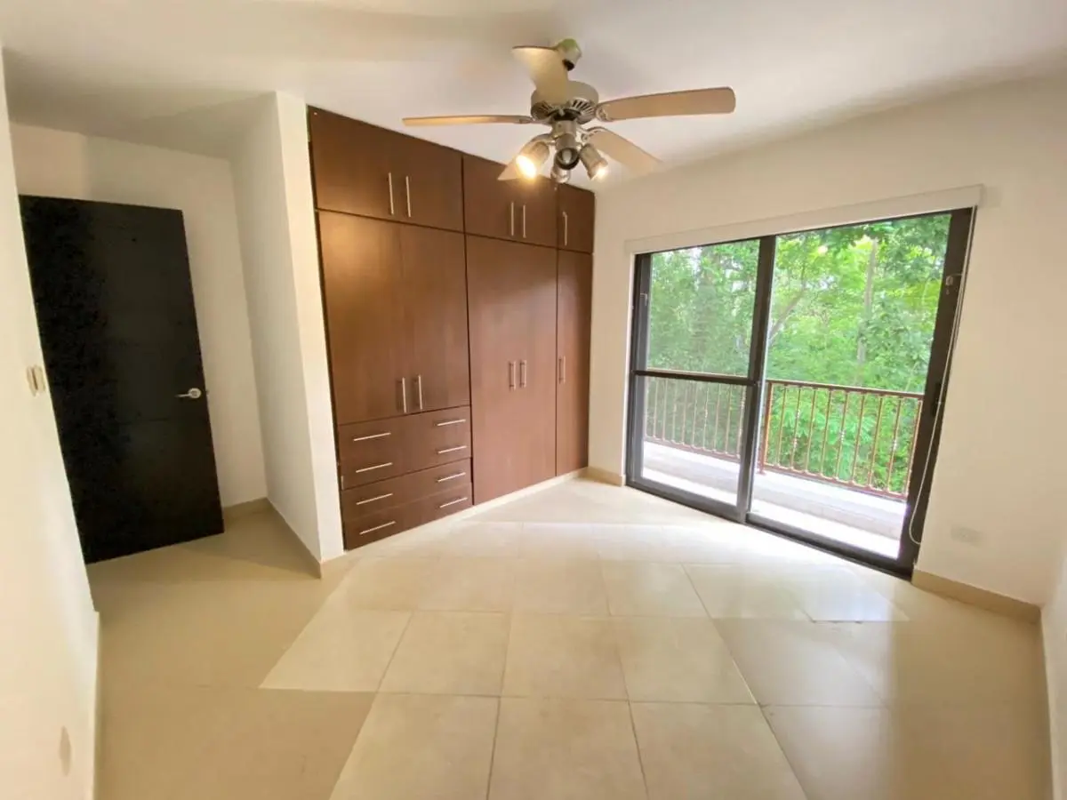 Embassy Club Courtyard #2-2h - Photo 6