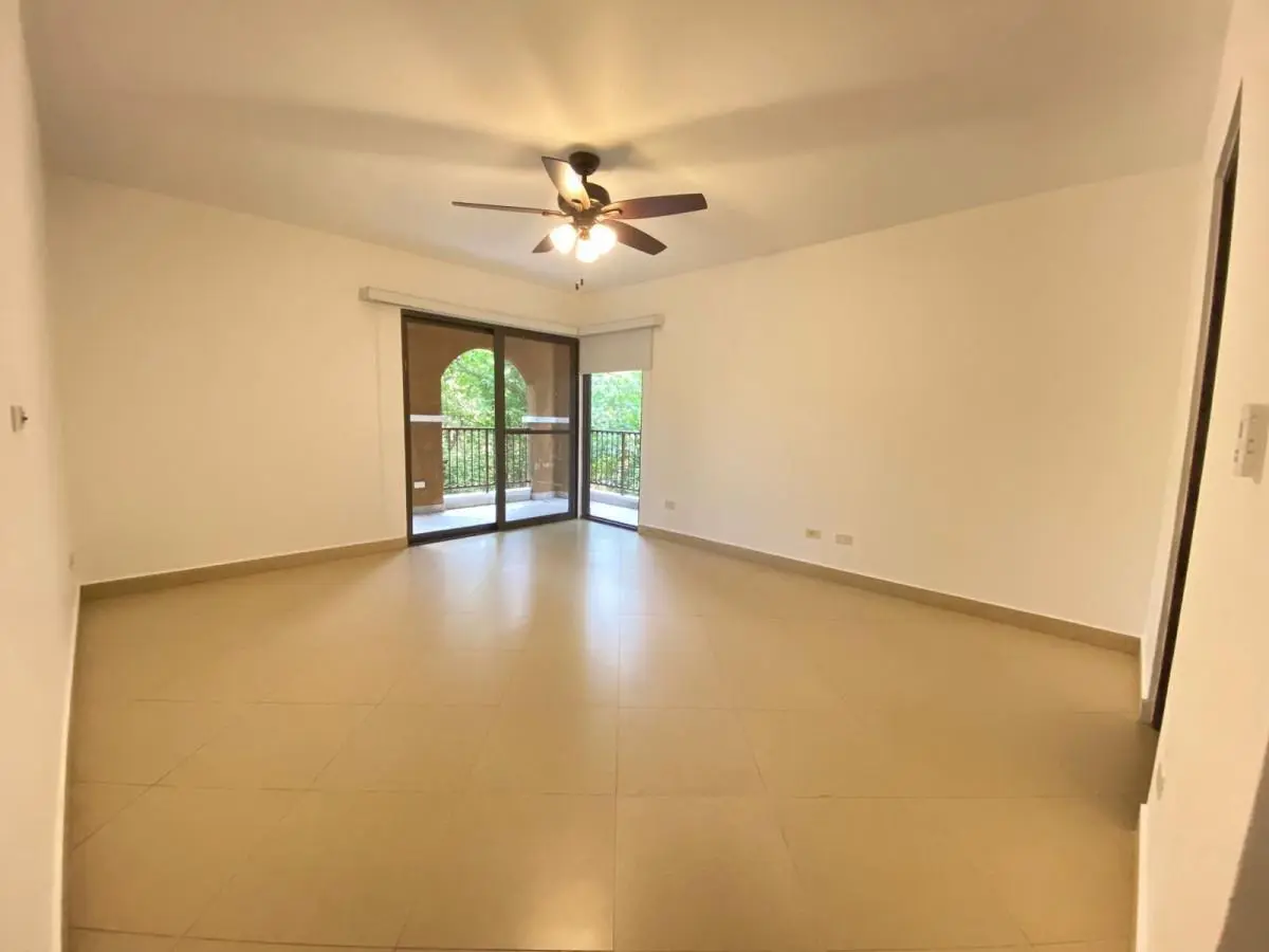 Embassy Club Courtyard #2-2h - Photo 8