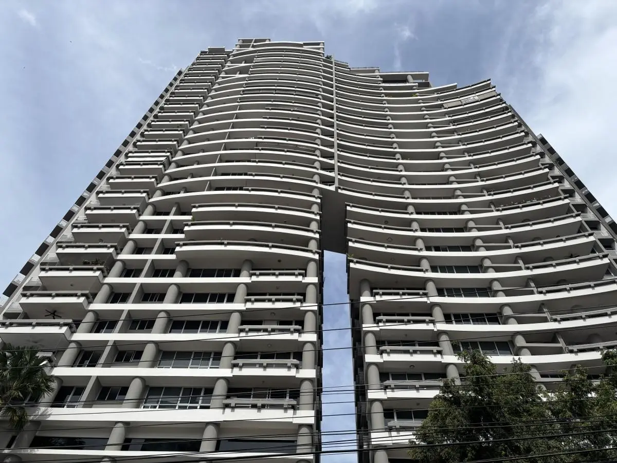 Calle Eric Del Valle Con Calle Alberto Navarro #27 A - Photo 2