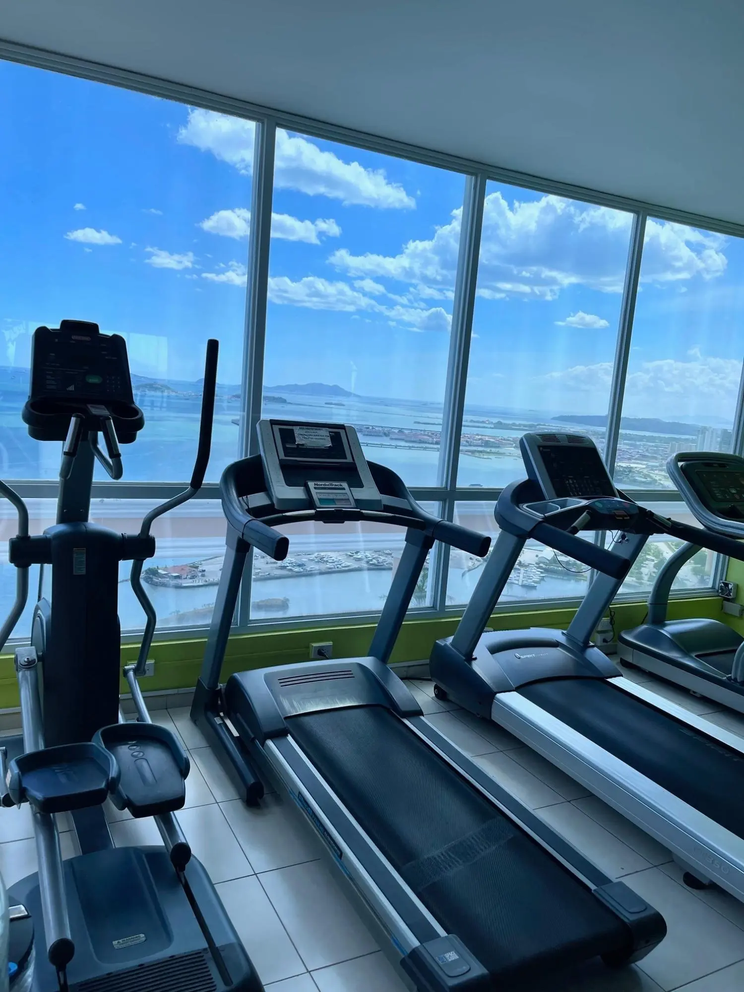 Avenida Balboa Con Calle Uruguay #14c - Photo 2