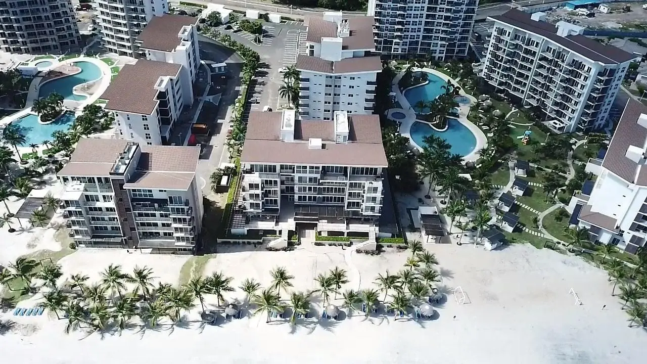 Venta Apartamento Amoblado Playa Caracol (parking Frente Elevador Y Bajo Techo) #4f - Photo 46