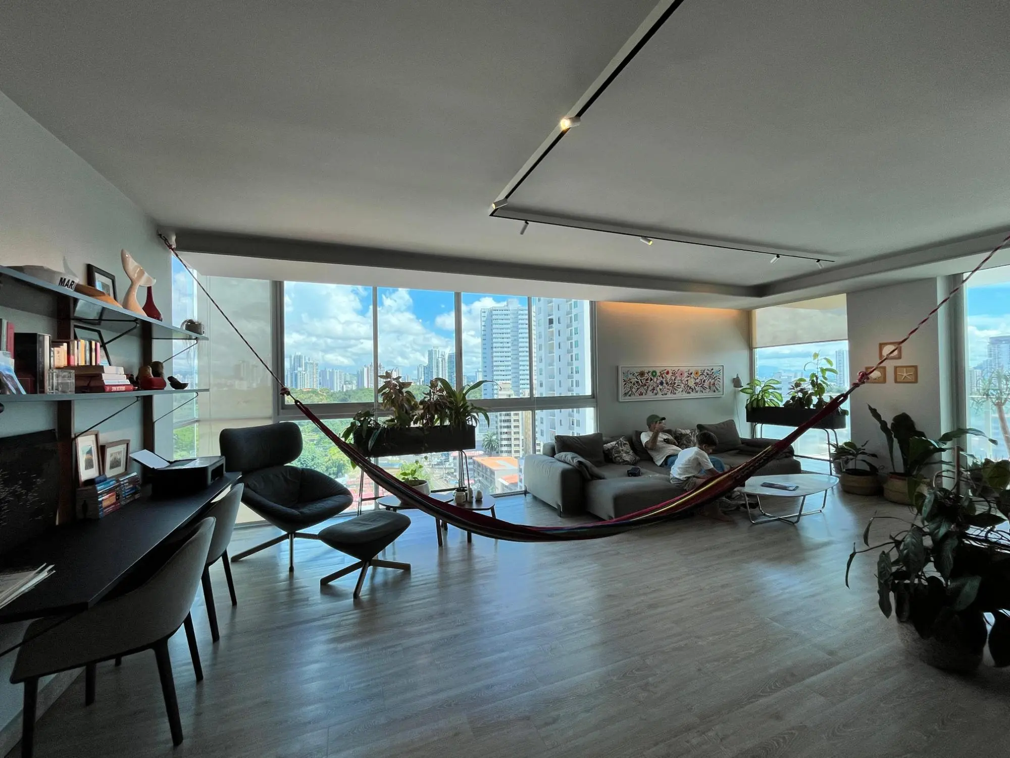 Luxury High Rise Apartments for Sale in San Francisco, Panama - real estate collection