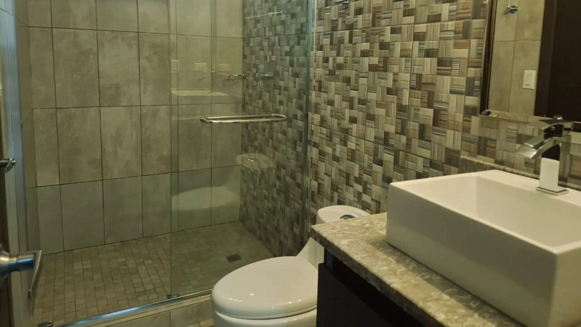 Piso 100 P.h. Tucan Country Club - Edificio Forest Towers Torre B #102b - Photo 22