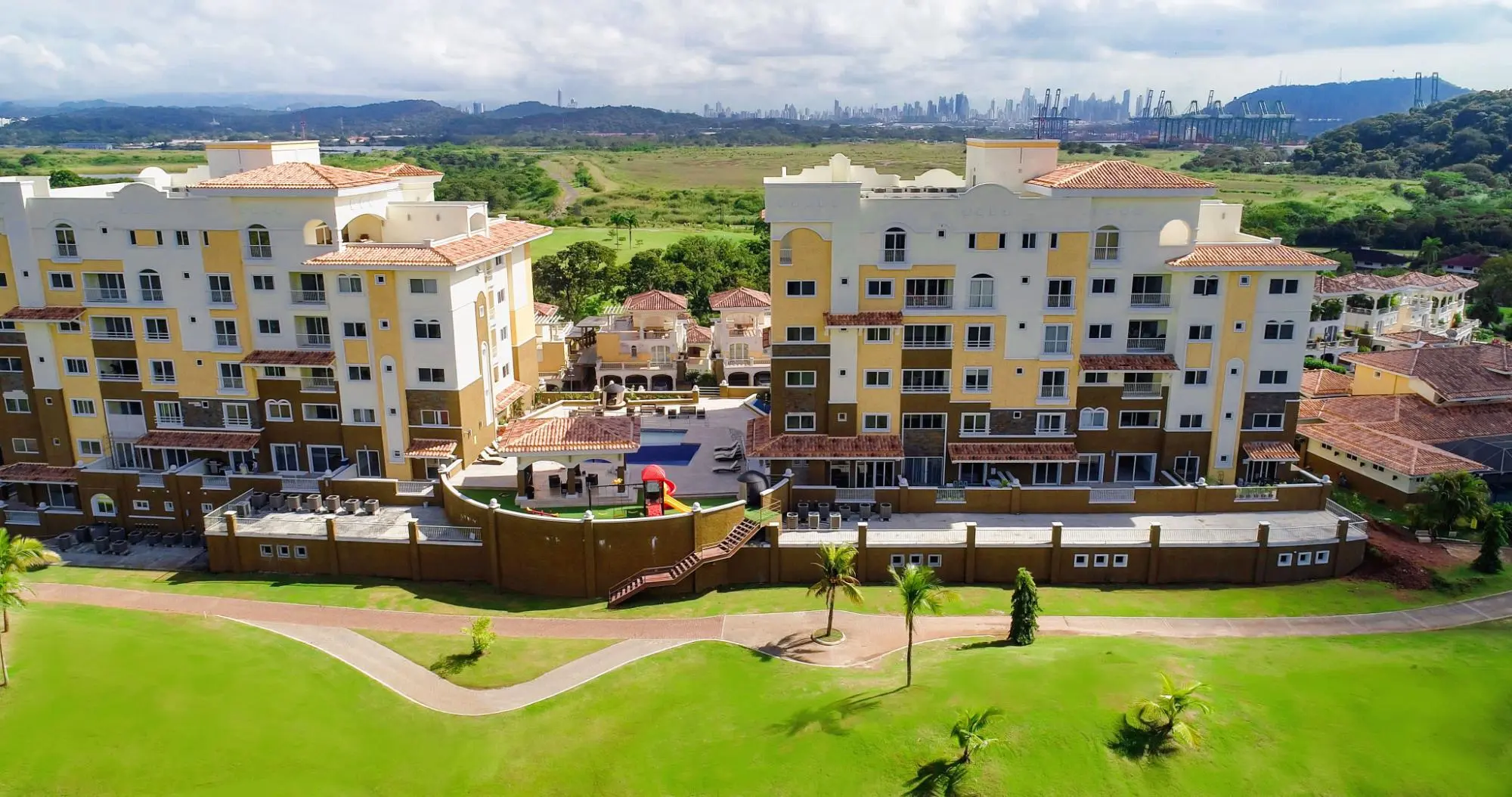 P.h. Tucan Country Club - Edificio Forest Towers Torre B #304b - Photo 24