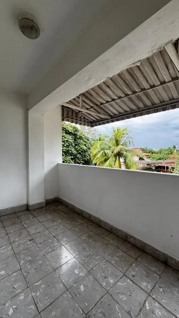 Avenida Santa Elena #1 - Photo 27