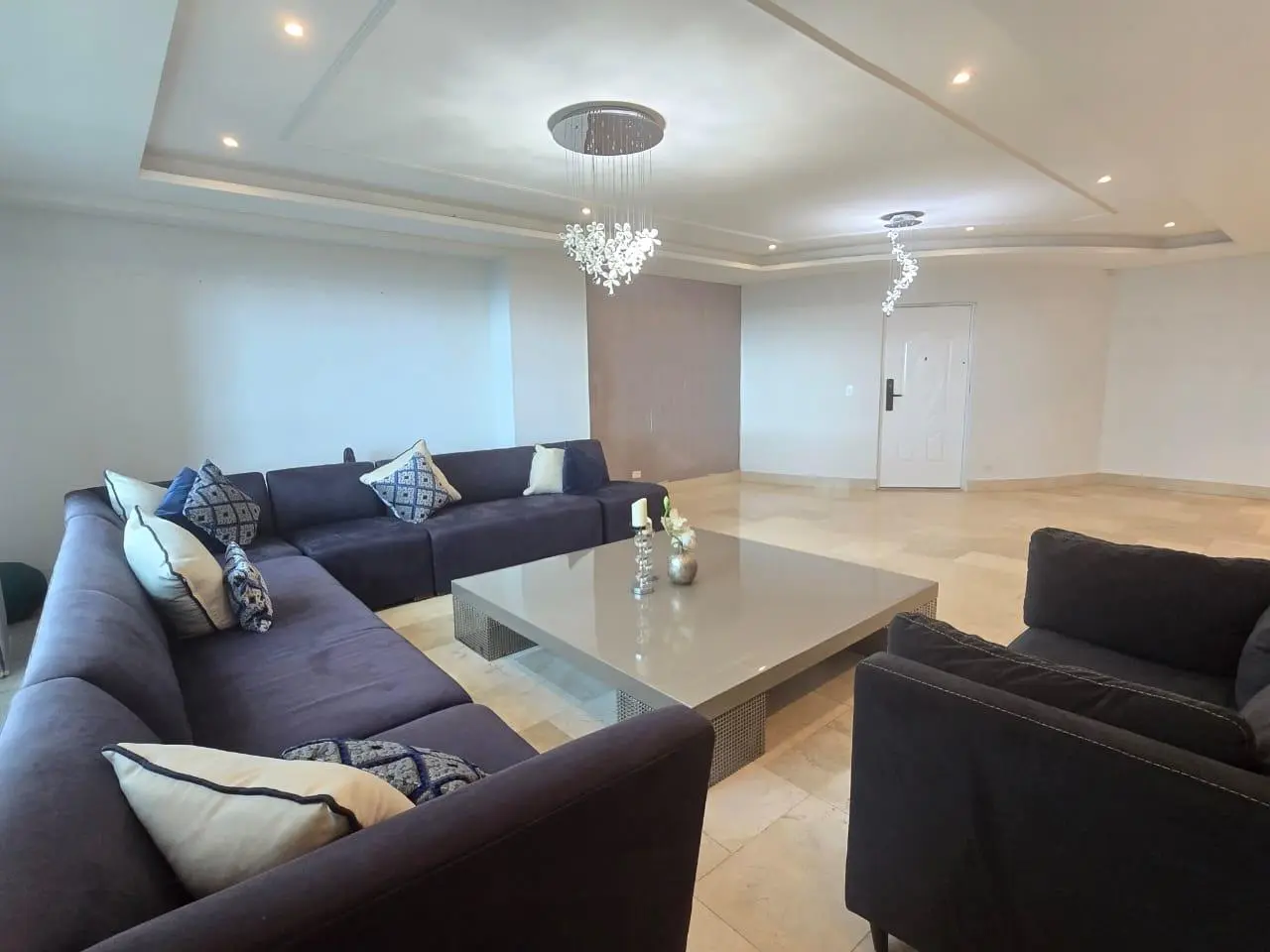 Calle 45, Bella Vista #2 B - Photo 3