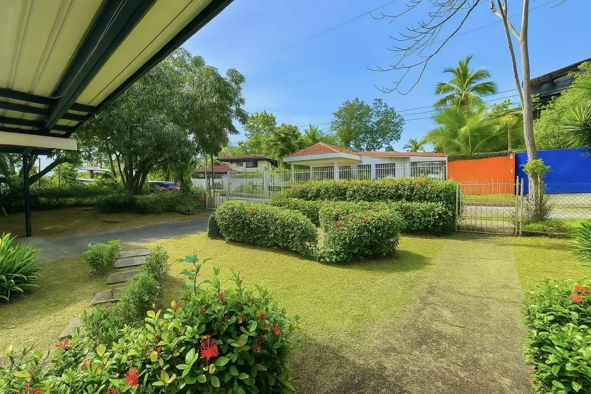 Casa En Las Cumbres 589, Vía Los Caobos Y Calle Séptima, Lote 589, #589 - Photo 12