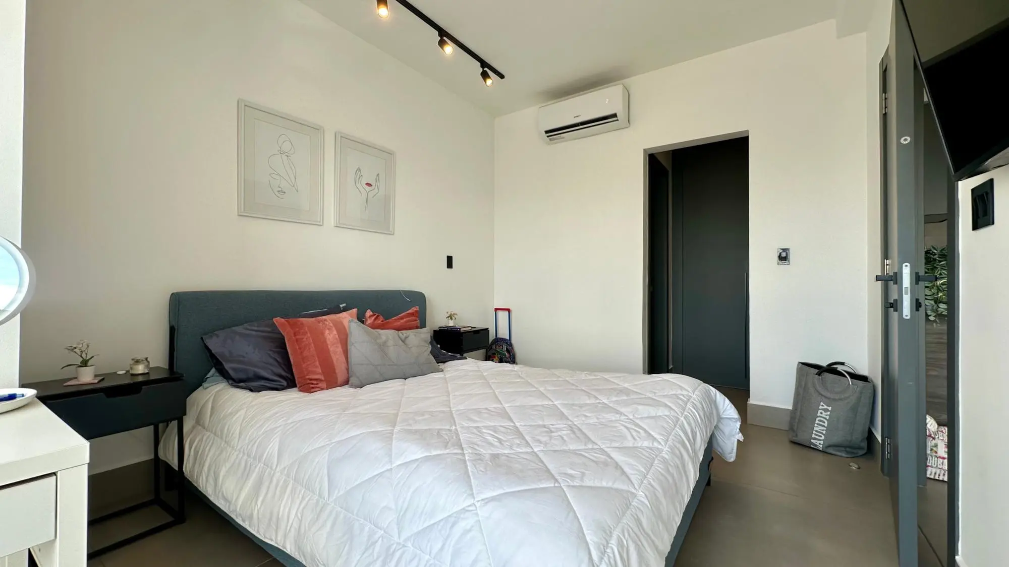 Coco Del Mar #0 - Photo 13