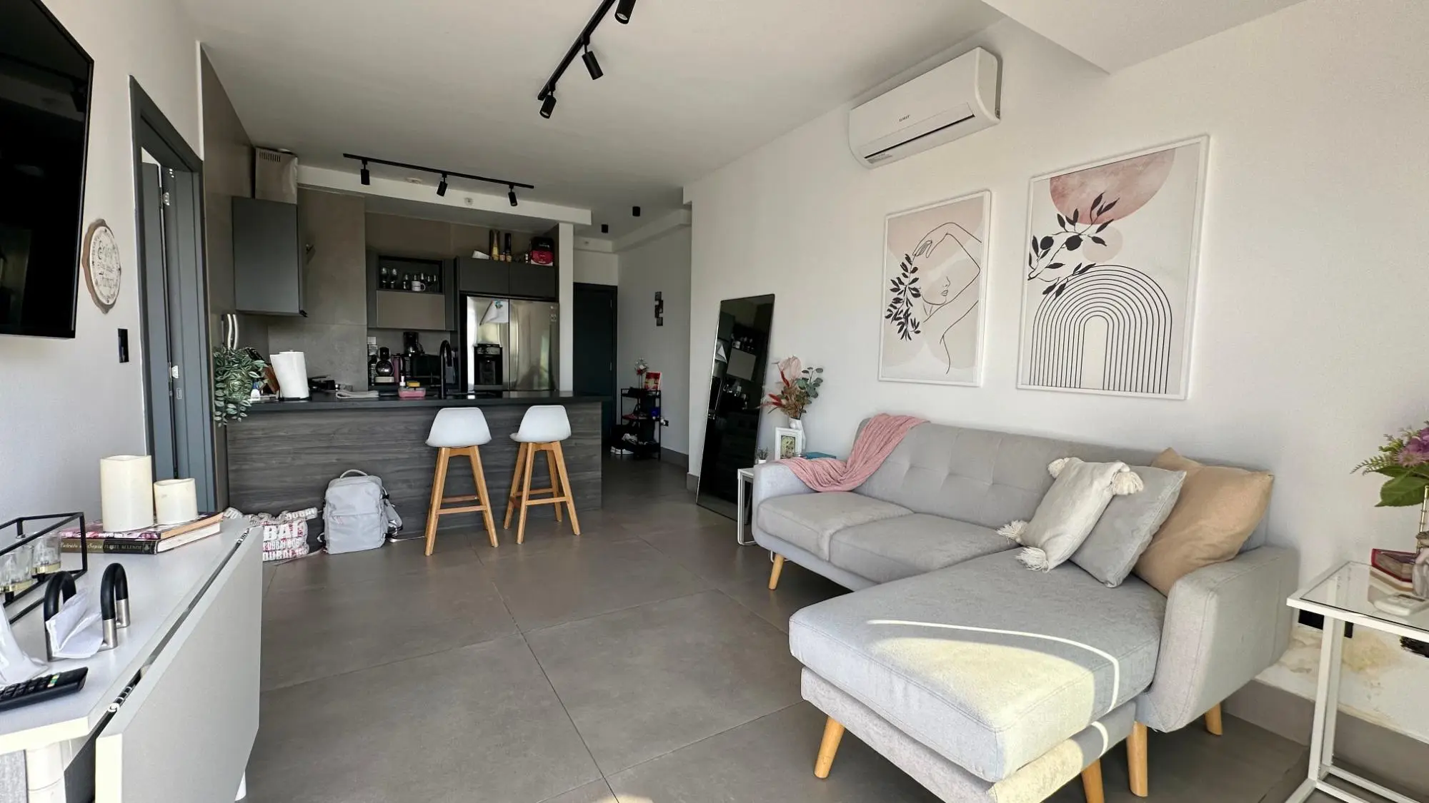 Coco Del Mar #0 - Photo 4