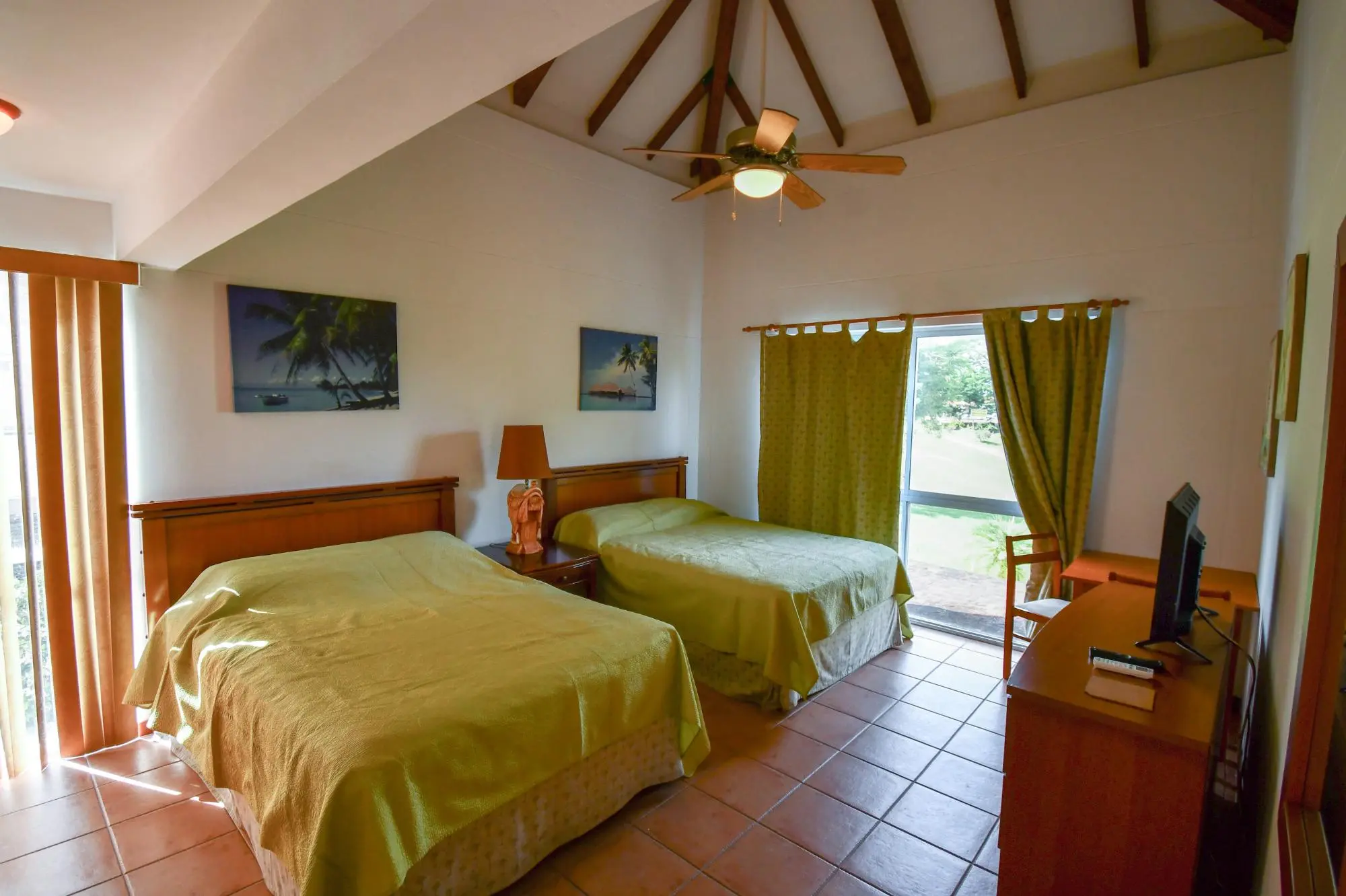 Casa Adosada De Cuatro Dormitorios Cerca De La Playa En Costa Blanca Golf &amp; Vill - Photo 4