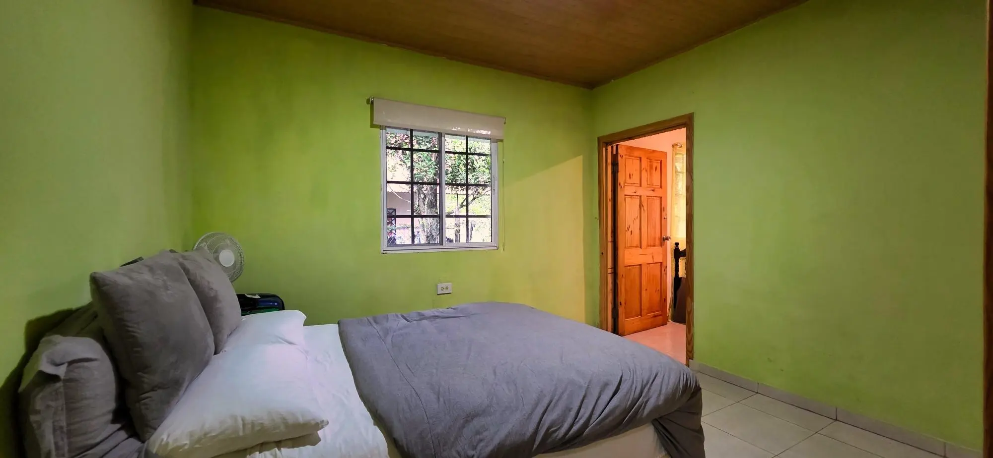 Central Volcán Home With Private Guest Apartment - Photo 20