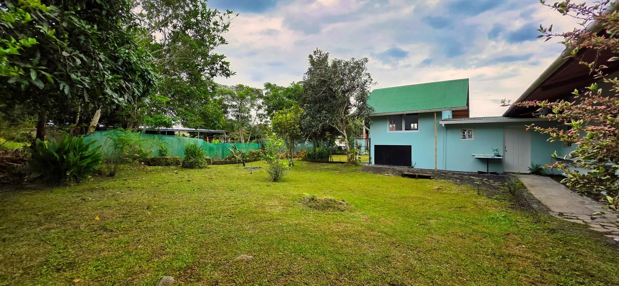 Central Volcán Home With Private Guest Apartment - Photo 44