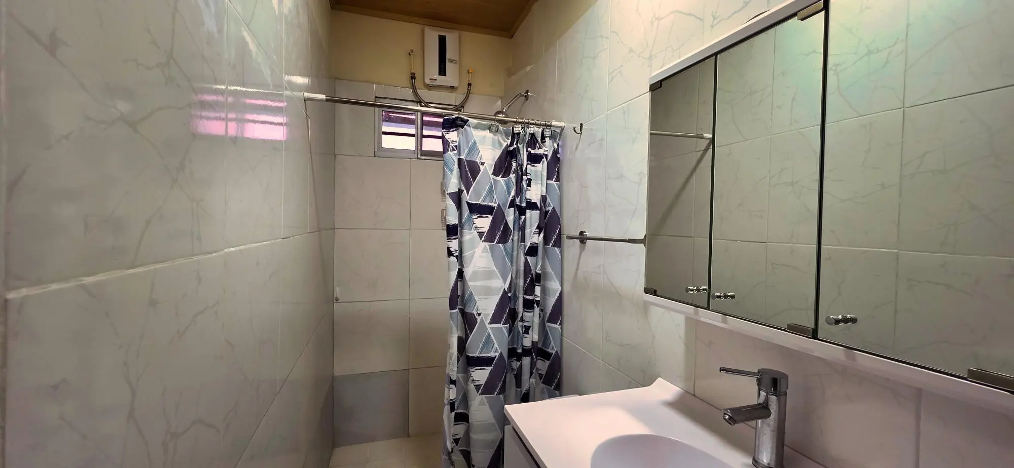 Central Volcán Home With Private Guest Apartment - Photo 11