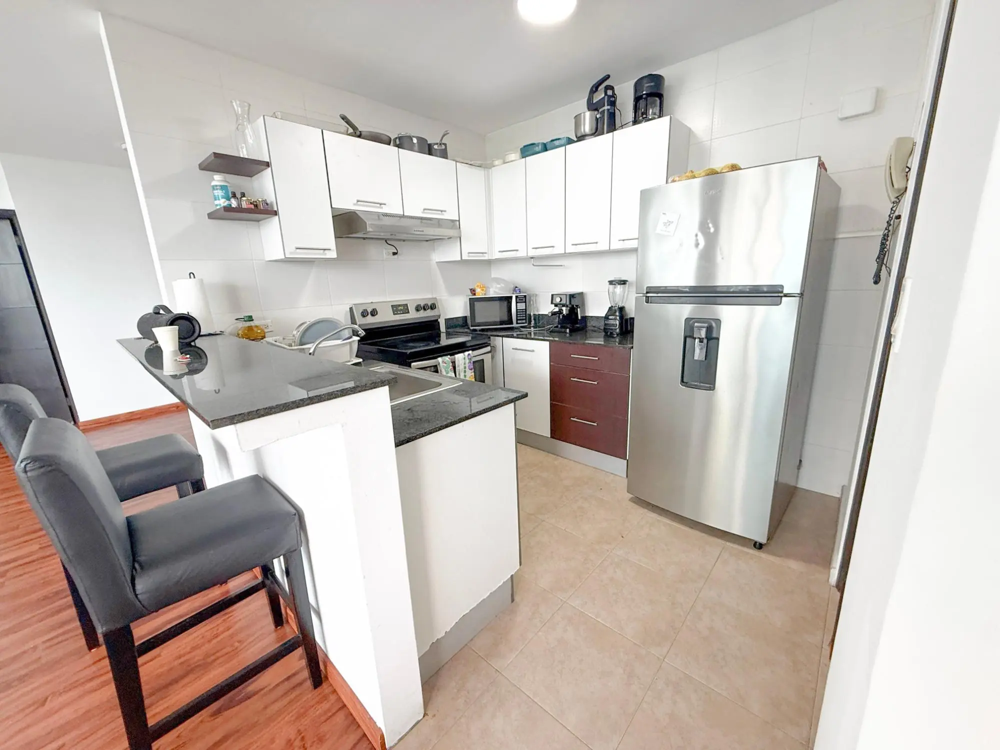 Ph Bayfront Tower #1701 - Photo 17