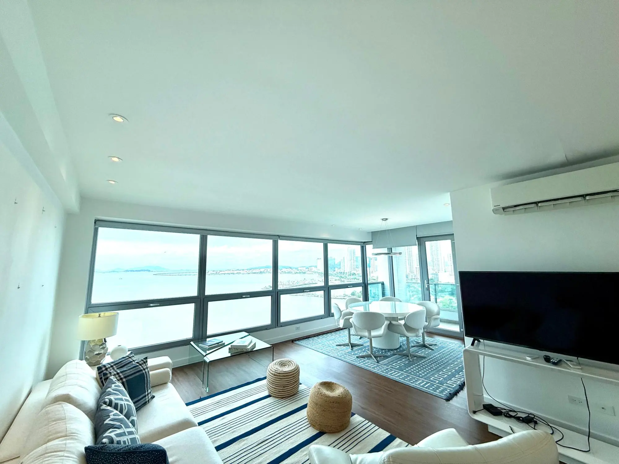 Avenida Balboa #1702 - Photo 2